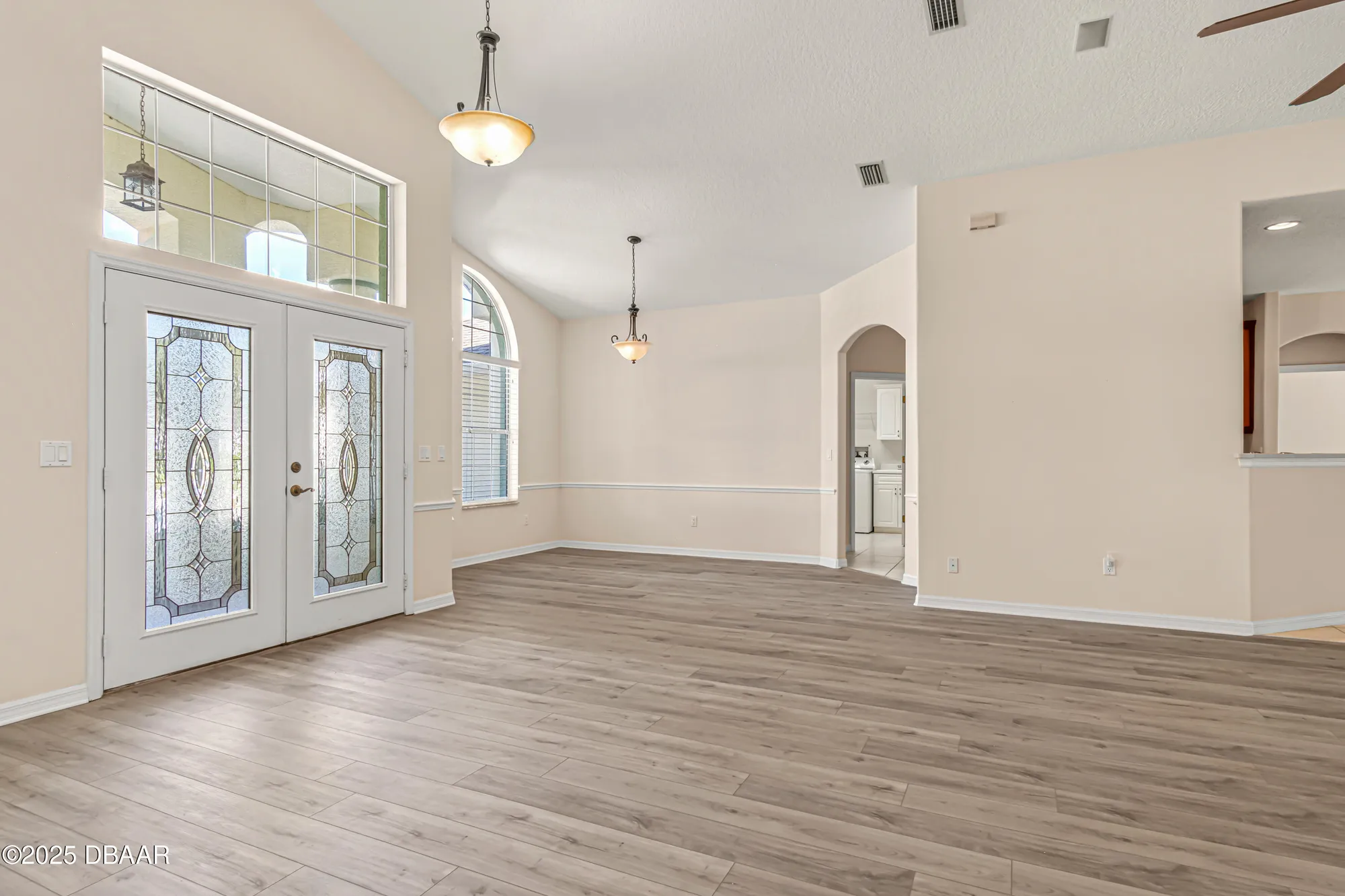 Property Slideshow image 5 of 37 | 1320 antrim cir, Ormond Beach, FL, 32174