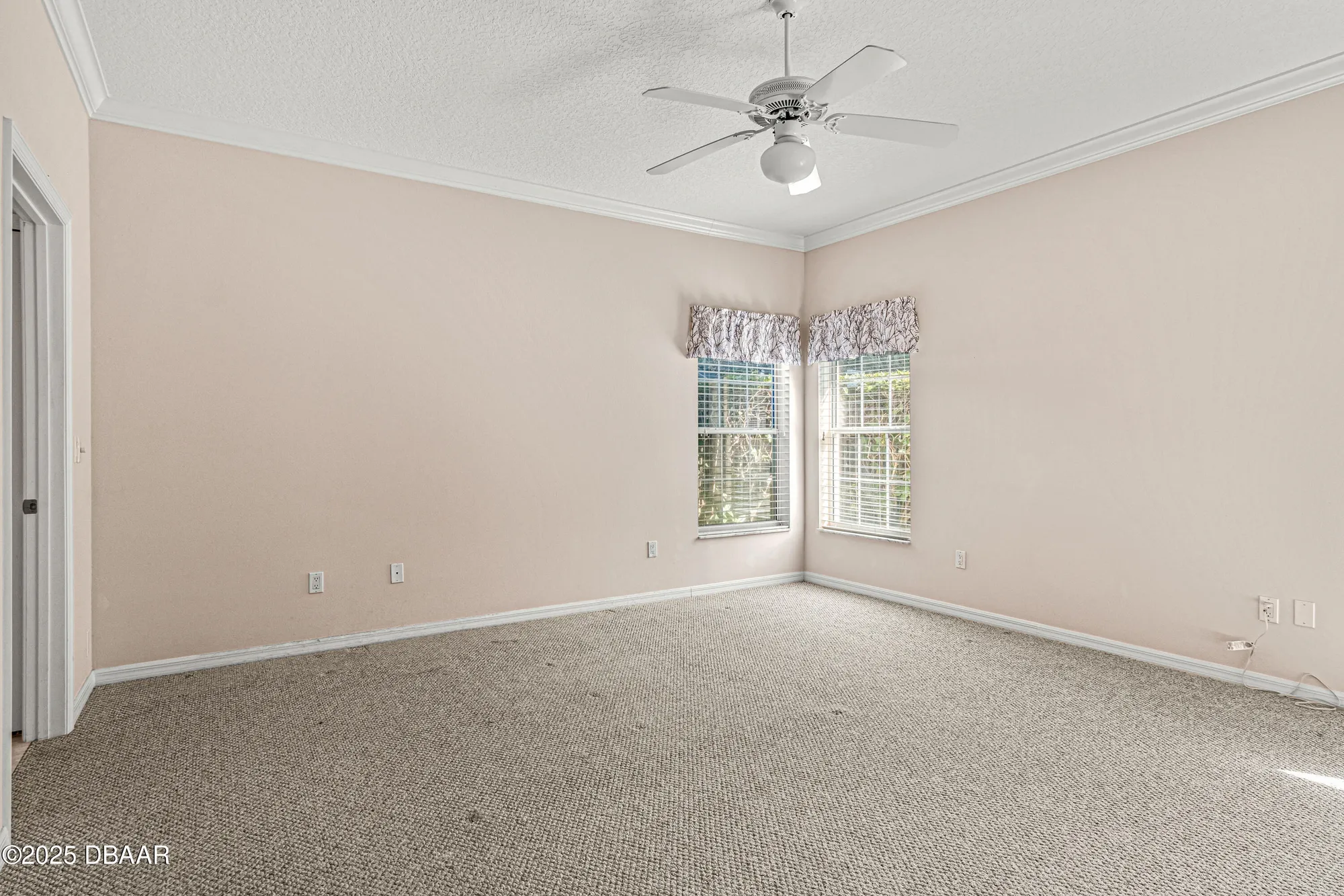 Property Slideshow image 18 of 37 | 1320 antrim cir, Ormond Beach, FL, 32174