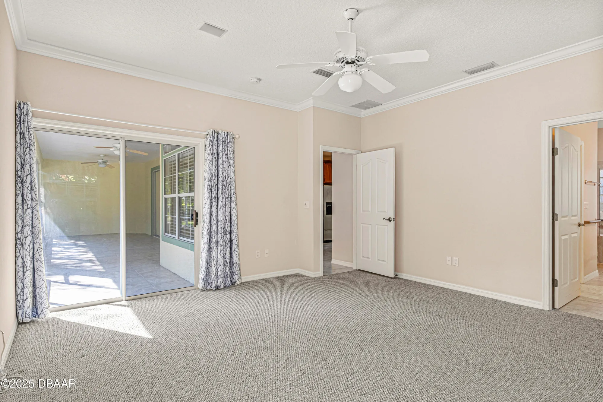 Property Slideshow image 19 of 37 | 1320 antrim cir, Ormond Beach, FL, 32174