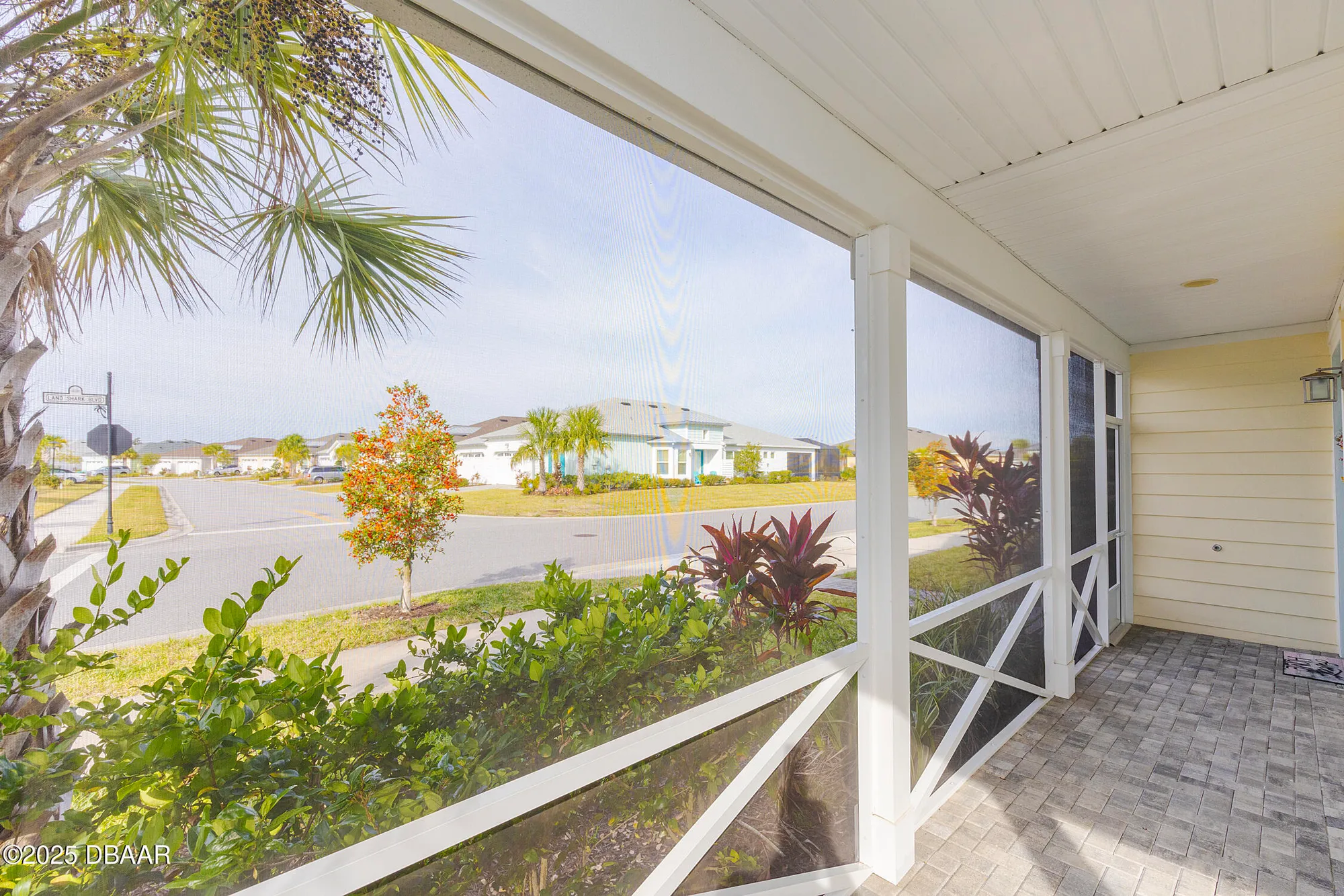 Property Slideshow image 32 of 49 | 572 landshark blvd, Daytona Beach, FL, 32124