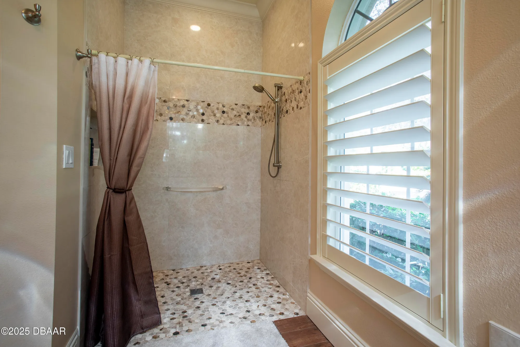 Property Slideshow image 24 of 35 | 1121 killarney dr, Ormond Beach, FL, 32174