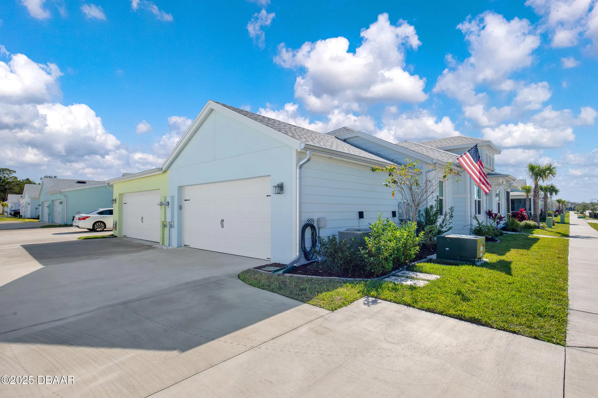 Property Slideshow image 33 of 90 | 316 gypsy palace ln, Daytona Beach, FL, 32124
