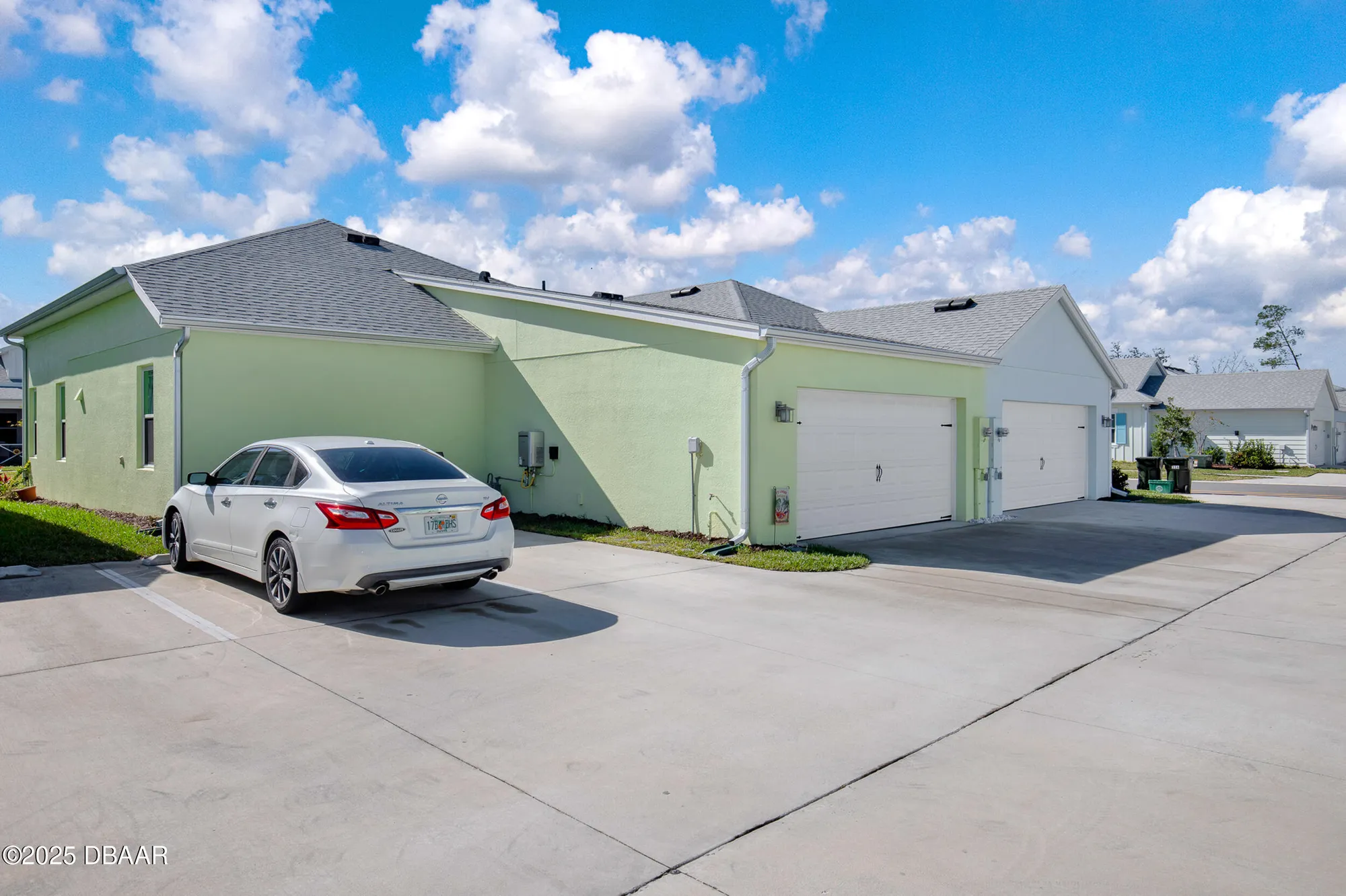 Property Slideshow image 34 of 90 | 316 gypsy palace ln, Daytona Beach, FL, 32124