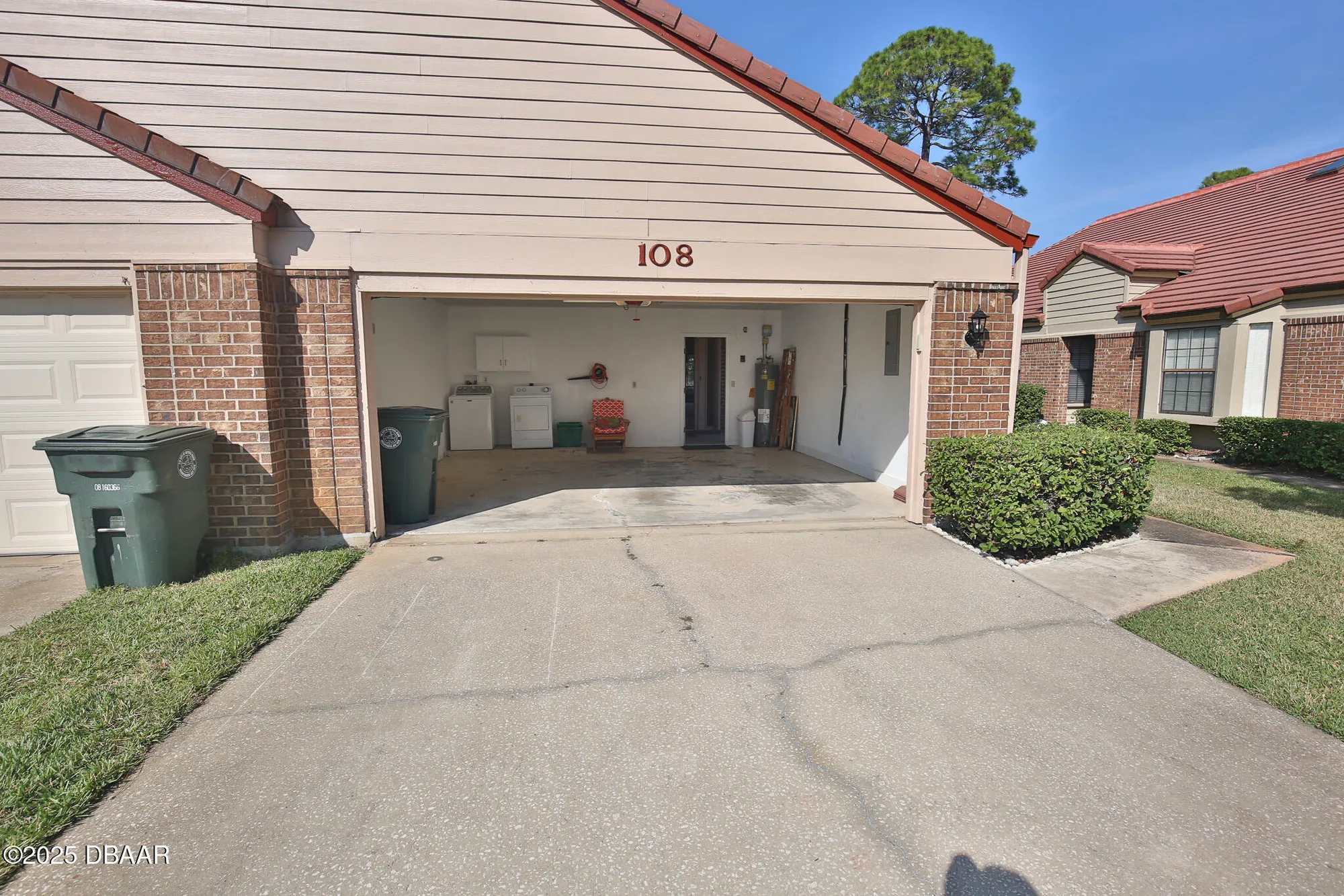 Property Slideshow image 29 of 39 | 108 bermuda petrel ct, Daytona Beach, FL, 32119