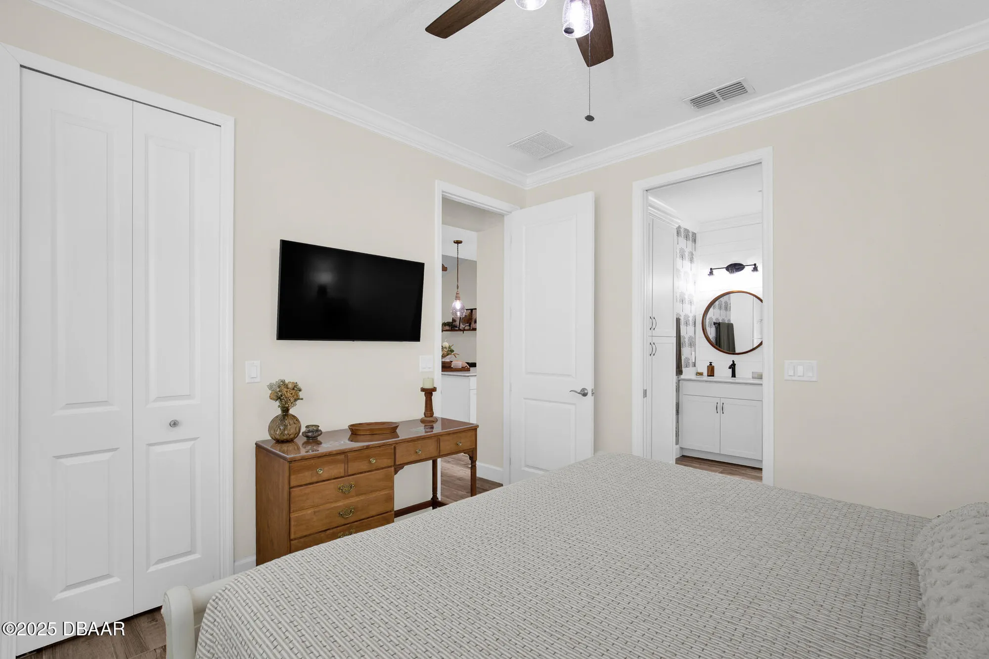 Property Slideshow image 21 of 68 | 557 high tide ln, Daytona Beach, FL, 32124