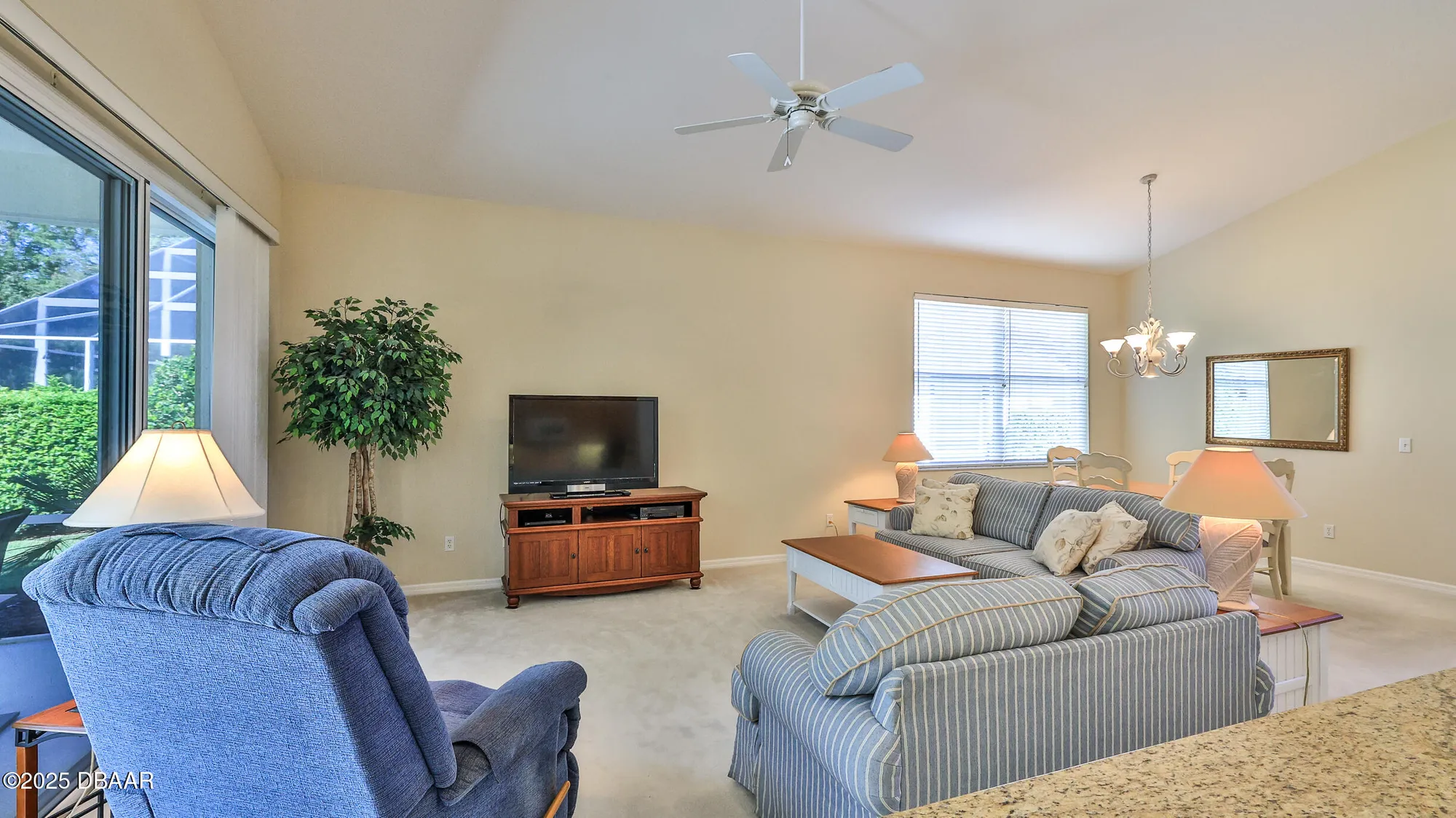 Property Slideshow image 9 of 50 | 1321 sunningdale ln, Ormond Beach, FL, 32174