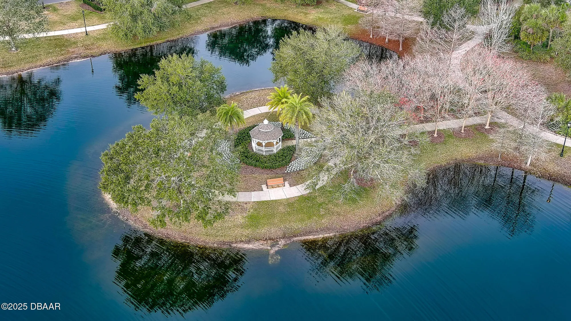 Property Slideshow image 39 of 50 | 1321 sunningdale ln, Ormond Beach, FL, 32174