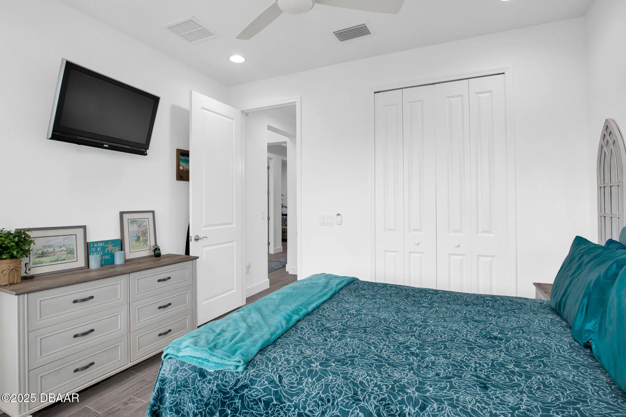 Property Slideshow image 25 of 80 | 306 low tide ln, Daytona Beach, FL, 32124