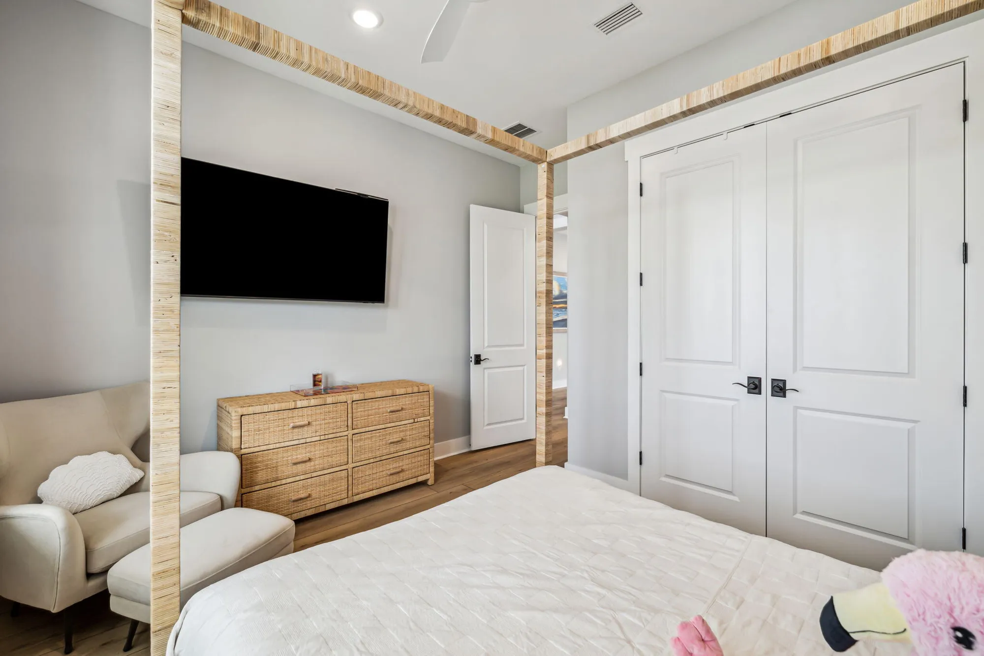 Property Slideshow image 14 of 60 | 1926 pathways dr, Inlet Beach, FL, 32461