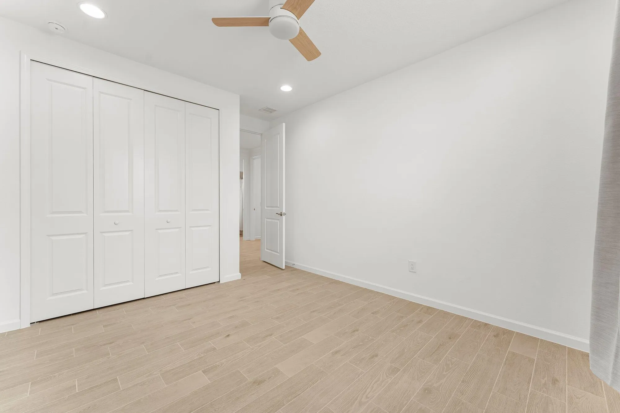 Property Slideshow image 21 of 83 | 8454 dreams float ct, Panama City Beach, FL, 32413