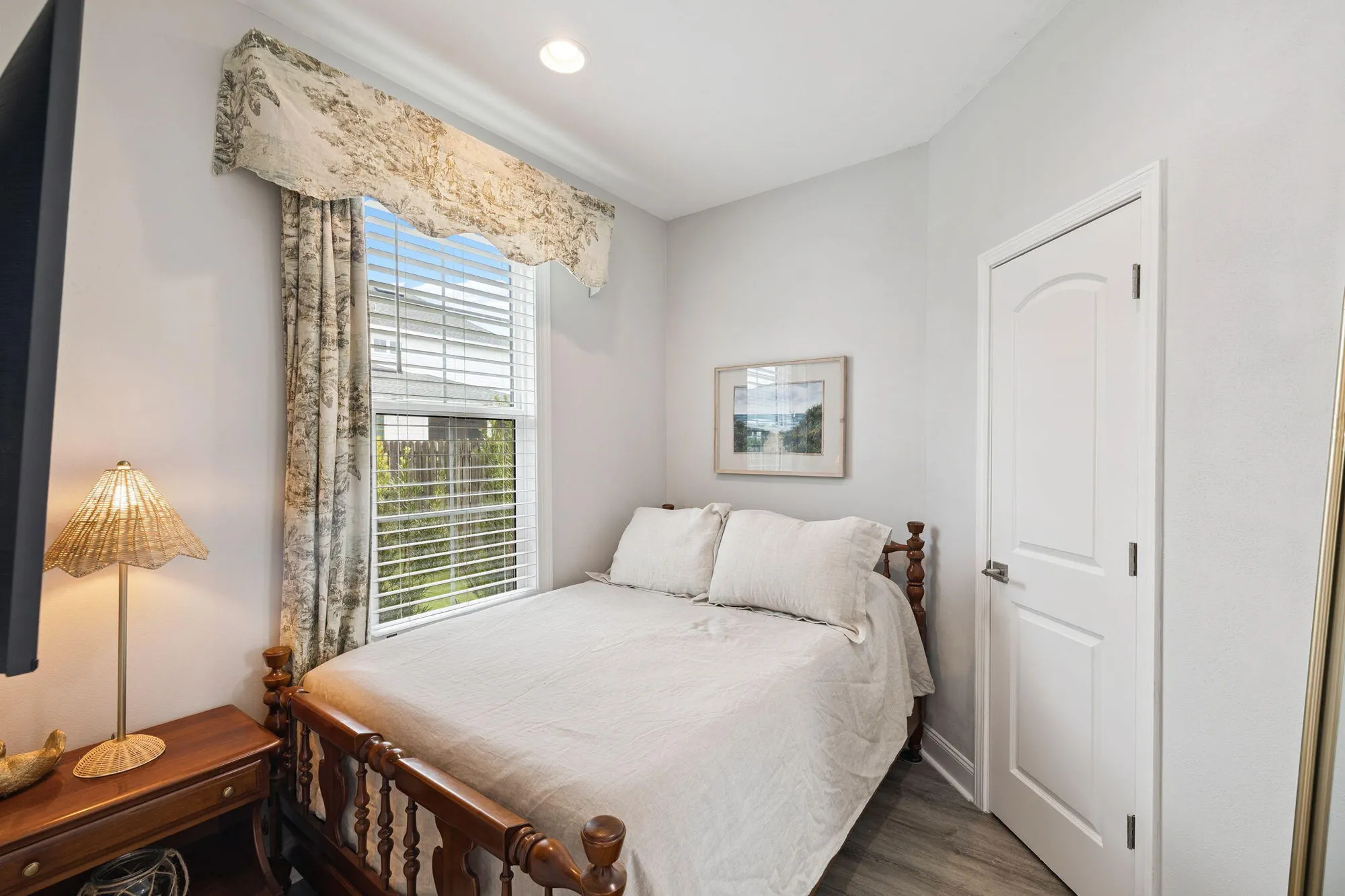 Property Slideshow image 29 of 36 | 89 cambium ct, Inlet Beach, FL, 32461