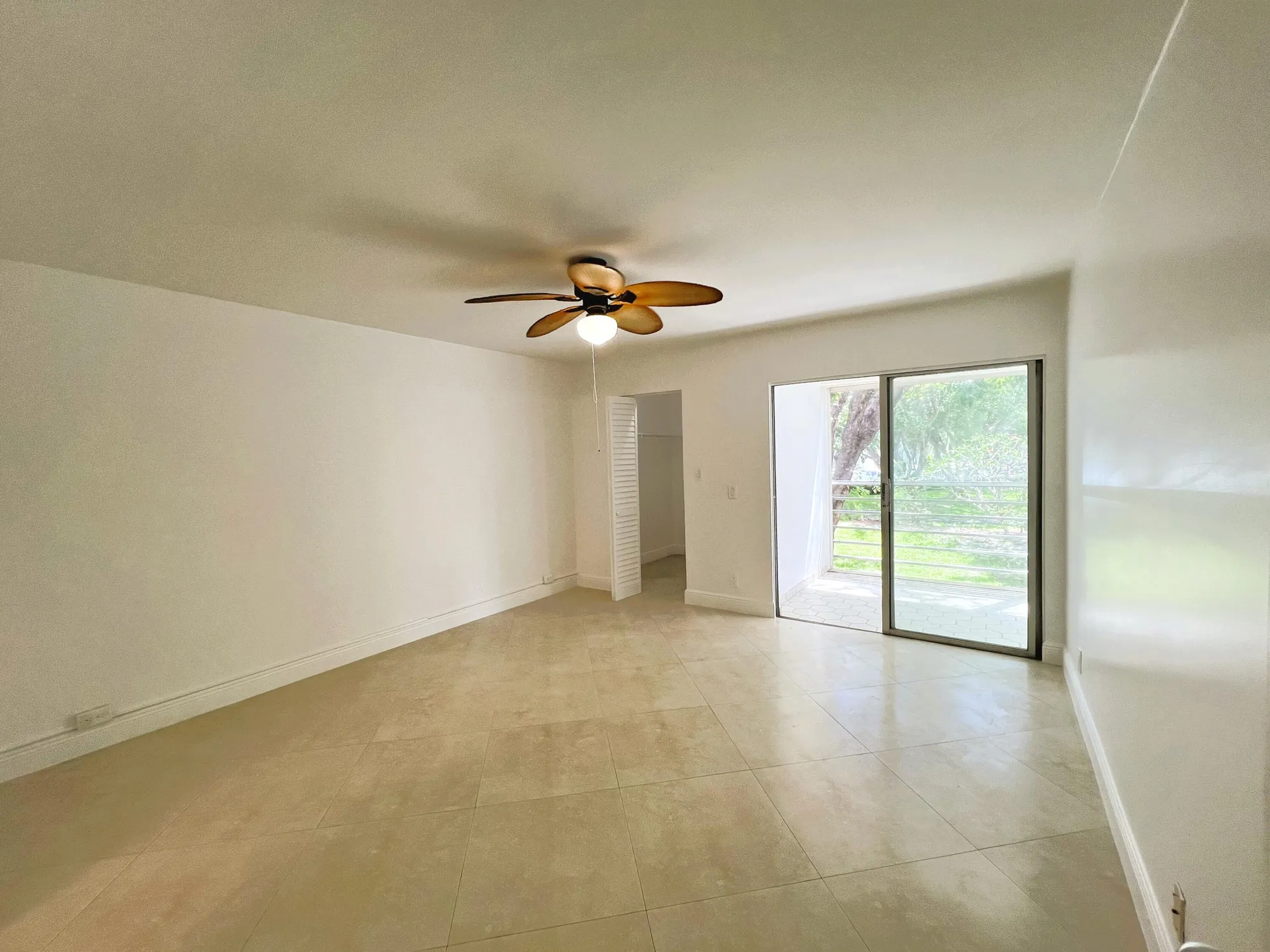 3001 PORTOFINO ISLE E2, COCONUT CREEK, FL 33066 | Wynmoor Village | 55 ...