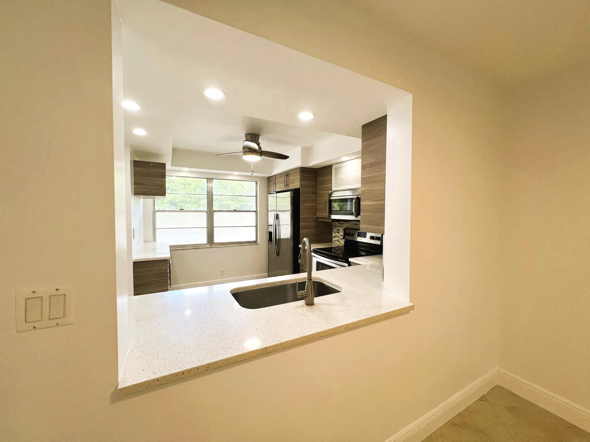 3001 PORTOFINO ISLE E2, COCONUT CREEK, FL 33066 | Wynmoor Village | 55 ...