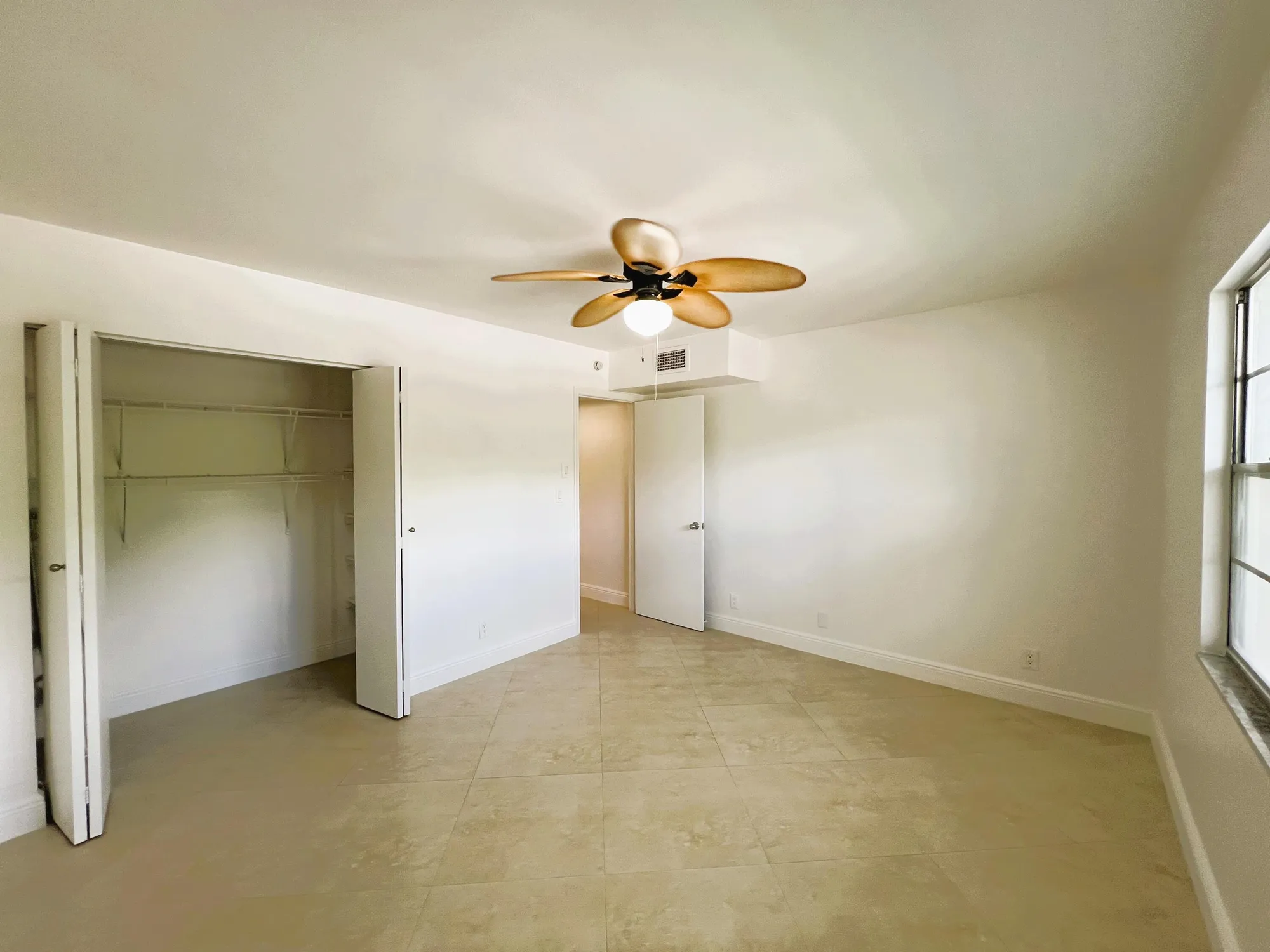 3001 PORTOFINO ISLE E2, COCONUT CREEK, FL 33066 | Wynmoor Village | 55 ...