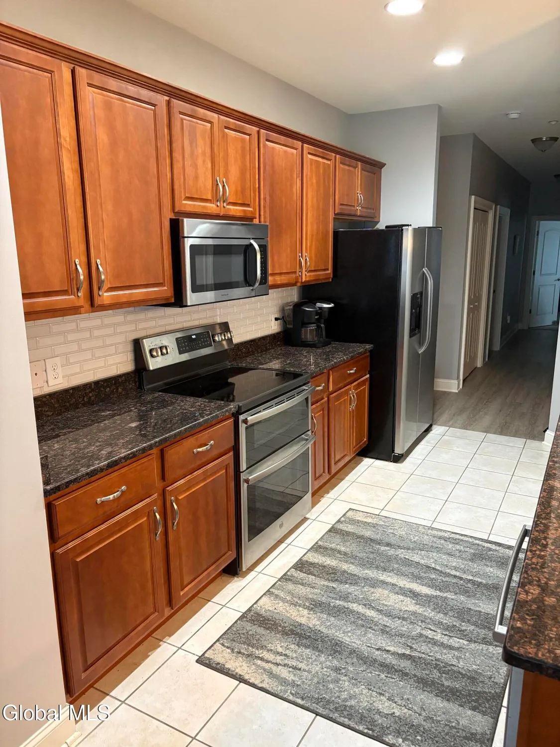 Property Slideshow image 4 of 26 | 107 kelly cir, Altamont, NY, 12009