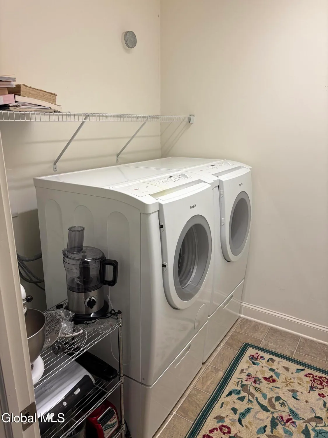 Property Slideshow image 7 of 26 | 107 kelly cir, Altamont, NY, 12009