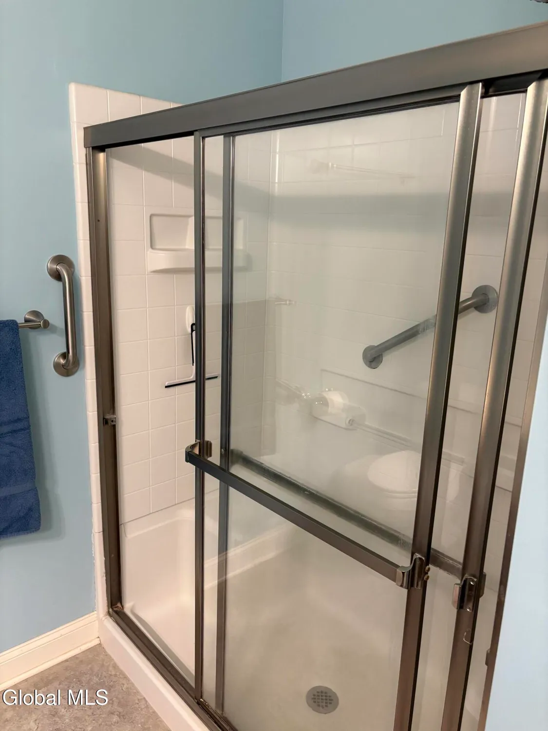 Property Slideshow image 10 of 26 | 107 kelly cir, Altamont, NY, 12009