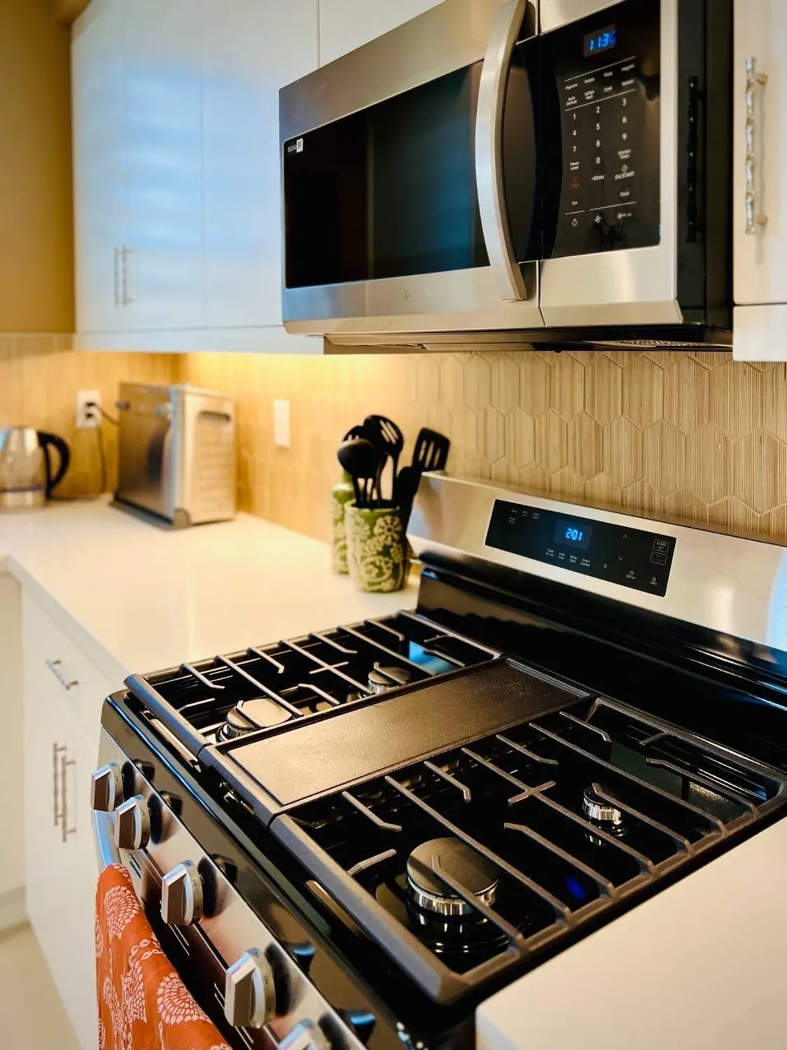 Property Slideshow image 7 of 35 | 80269 redstone way, La Quinta, CA, 92253