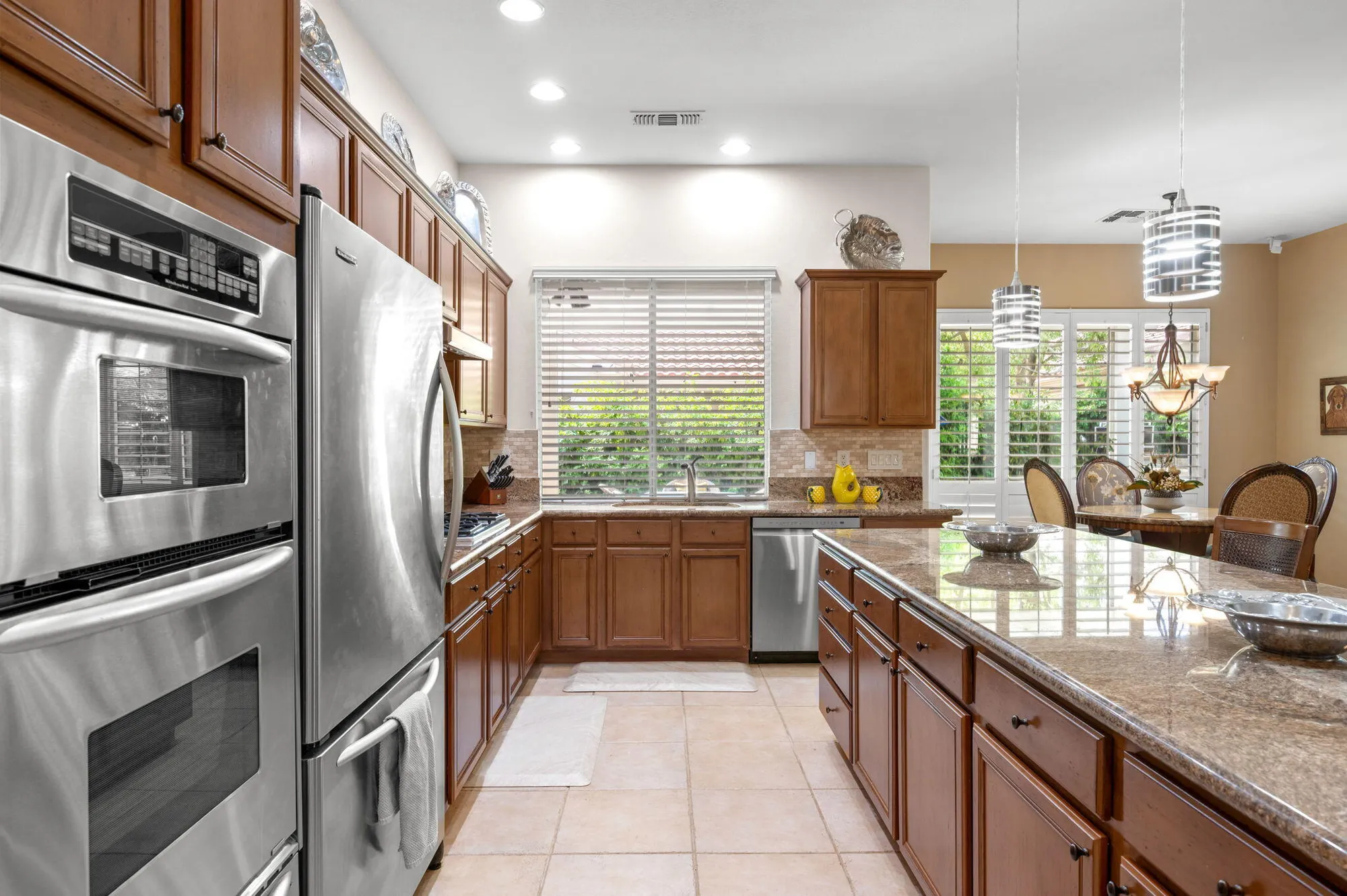 Property Slideshow image 11 of 44 | 78467 sterling ln, Palm Desert, CA, 92211