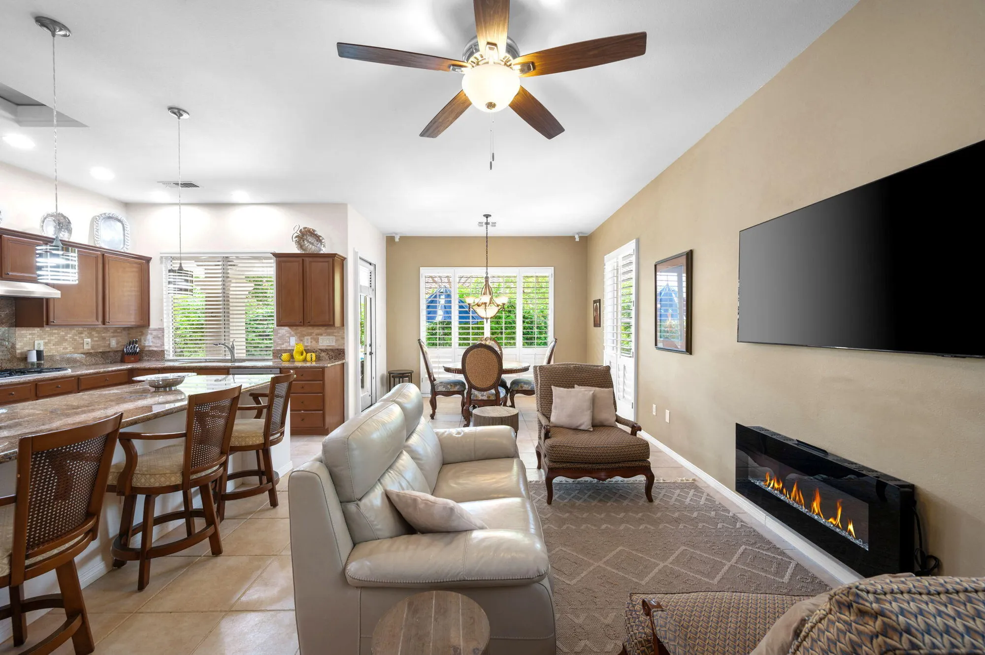 Property Slideshow image 12 of 44 | 78467 sterling ln, Palm Desert, CA, 92211