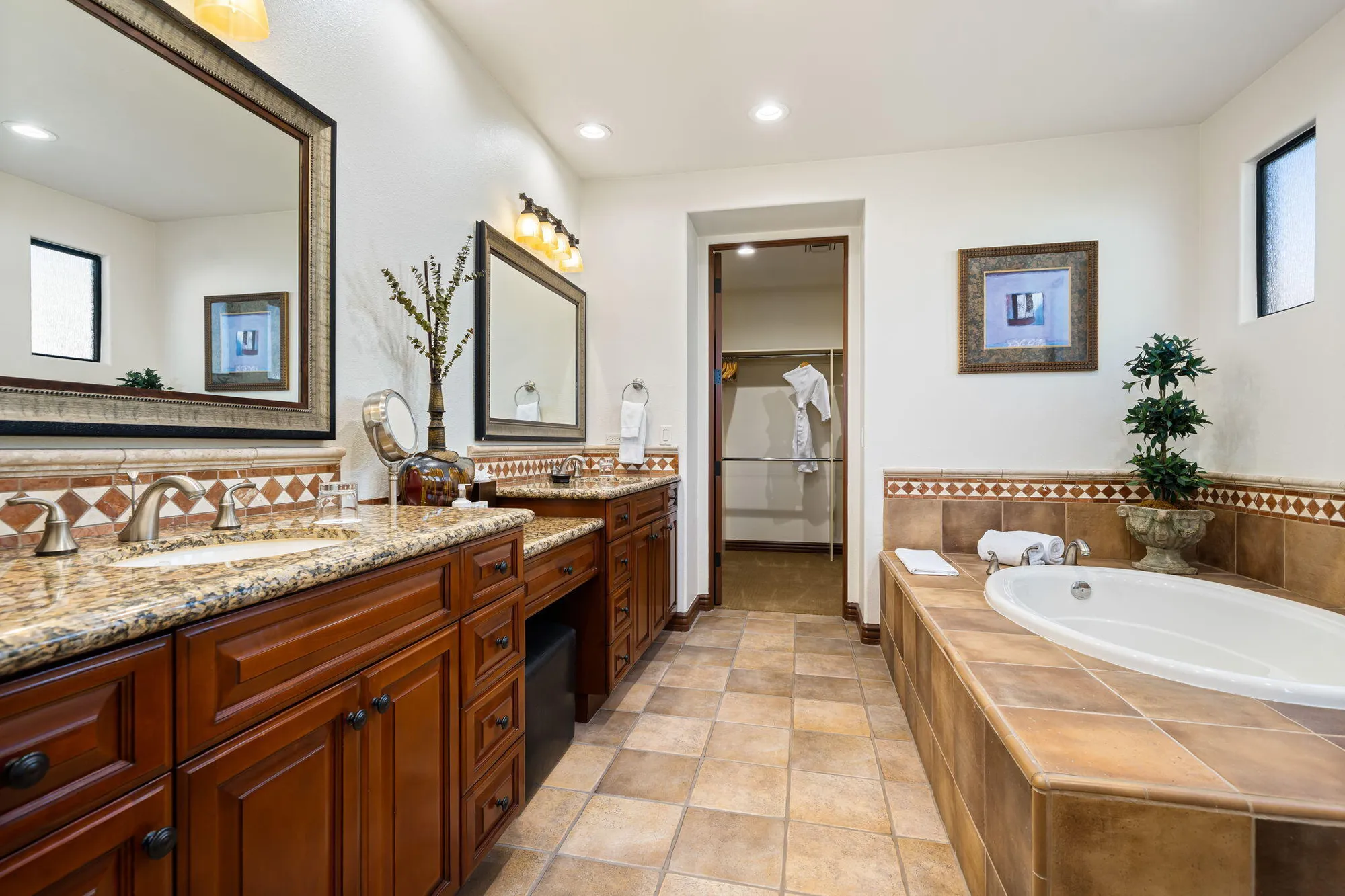 Property Slideshow image 14 of 30 | 80-205 n residence club drive dr 20-02, La Quinta, CA, 92253