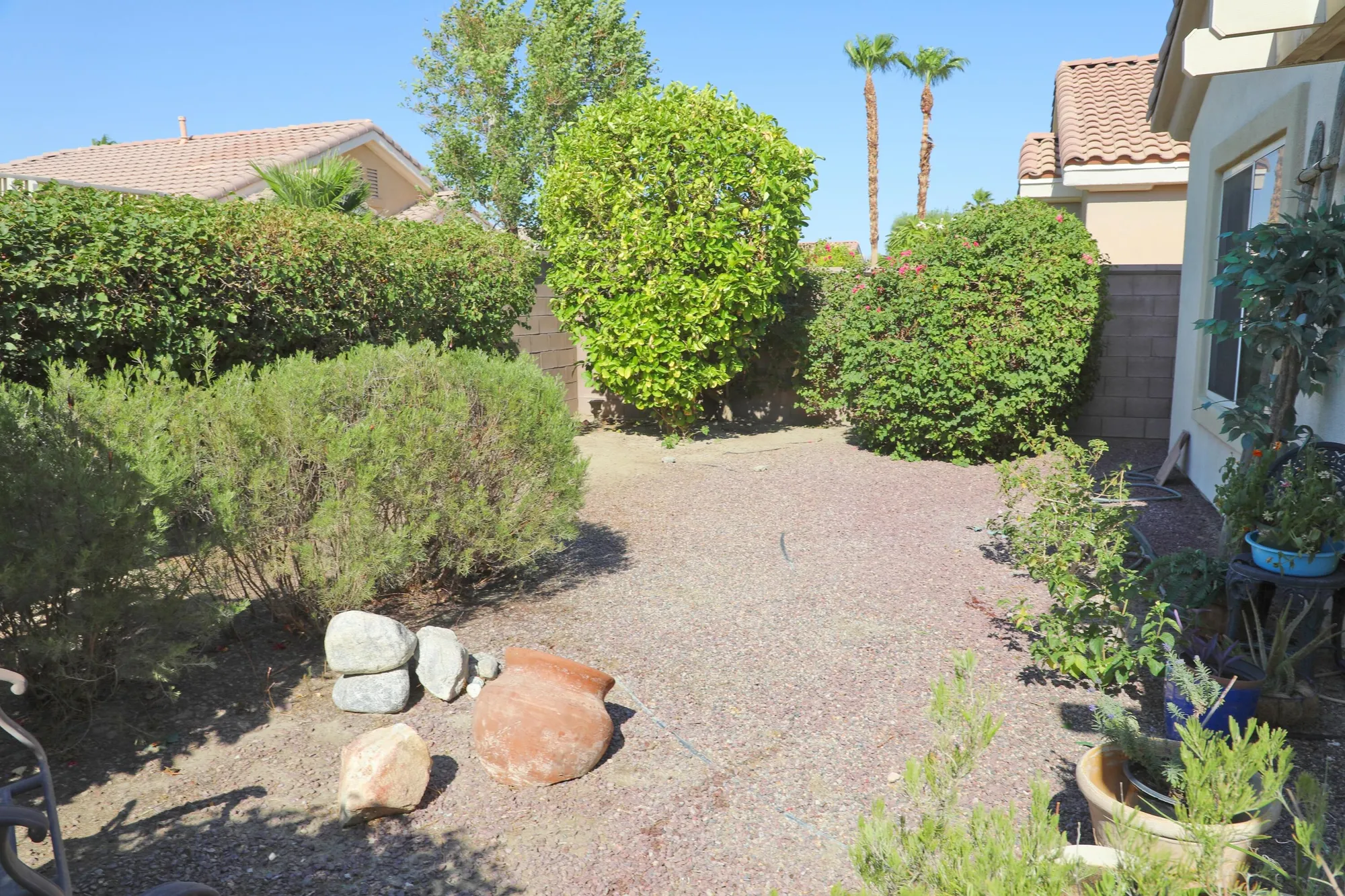 Property Slideshow image 10 of 10 | 78584 glastonbury way, Palm Desert, CA, 92211