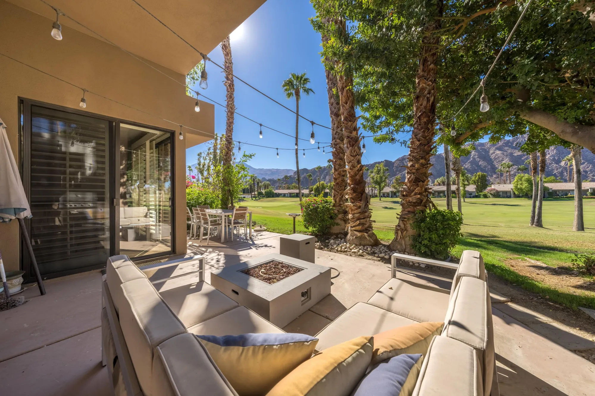 Property Slideshow image 12 of 33 | 55069 oakhill, La Quinta, CA, 92253