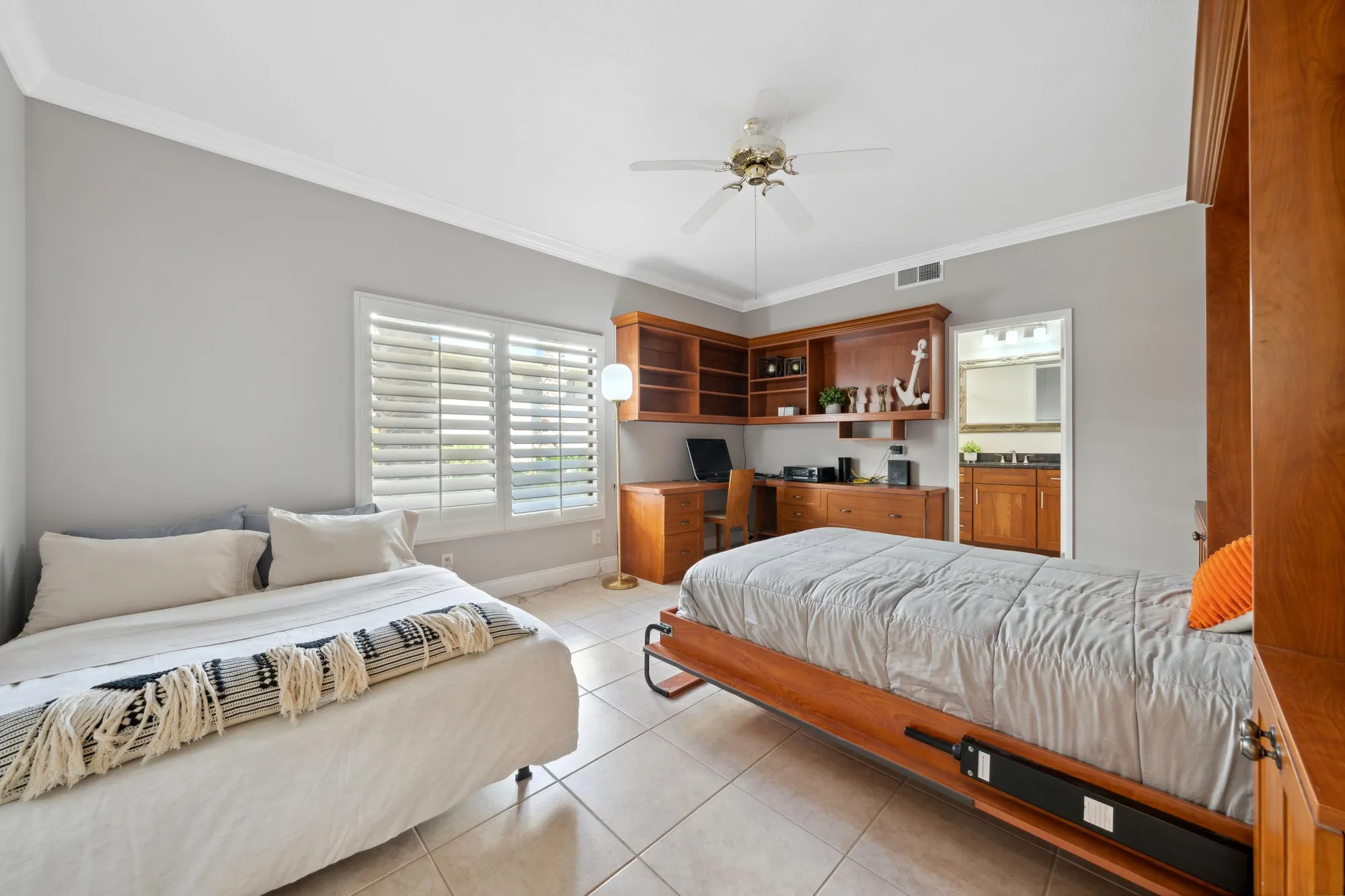 Property Slideshow image 23 of 33 | 55069 oakhill, La Quinta, CA, 92253