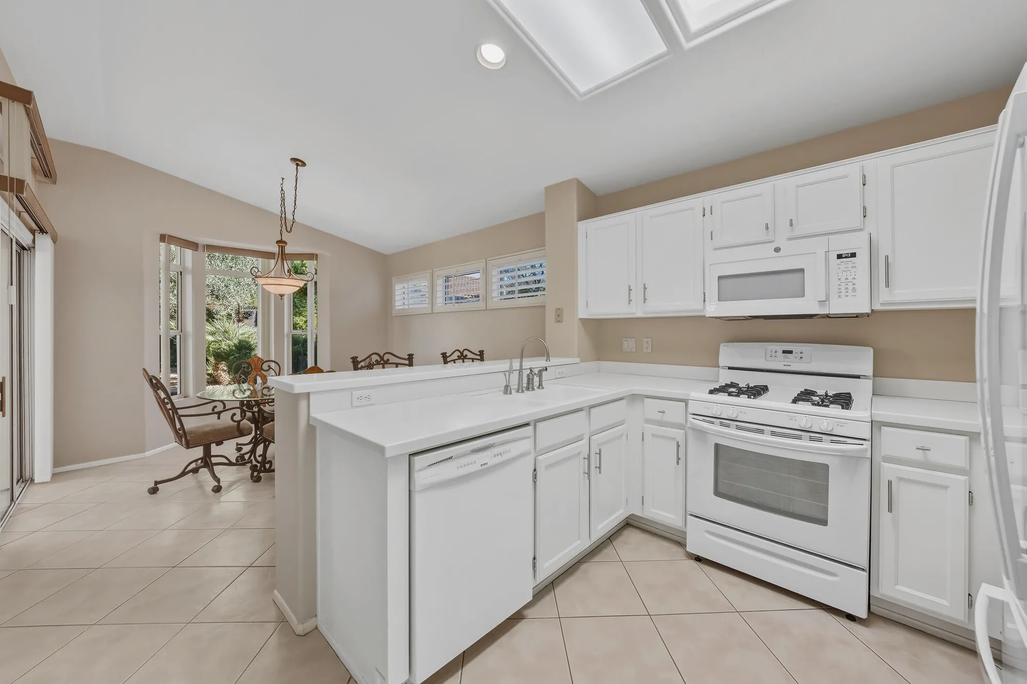 Property Slideshow image 14 of 25 | 78312 yucca blossom dr, Palm Desert, CA, 92211