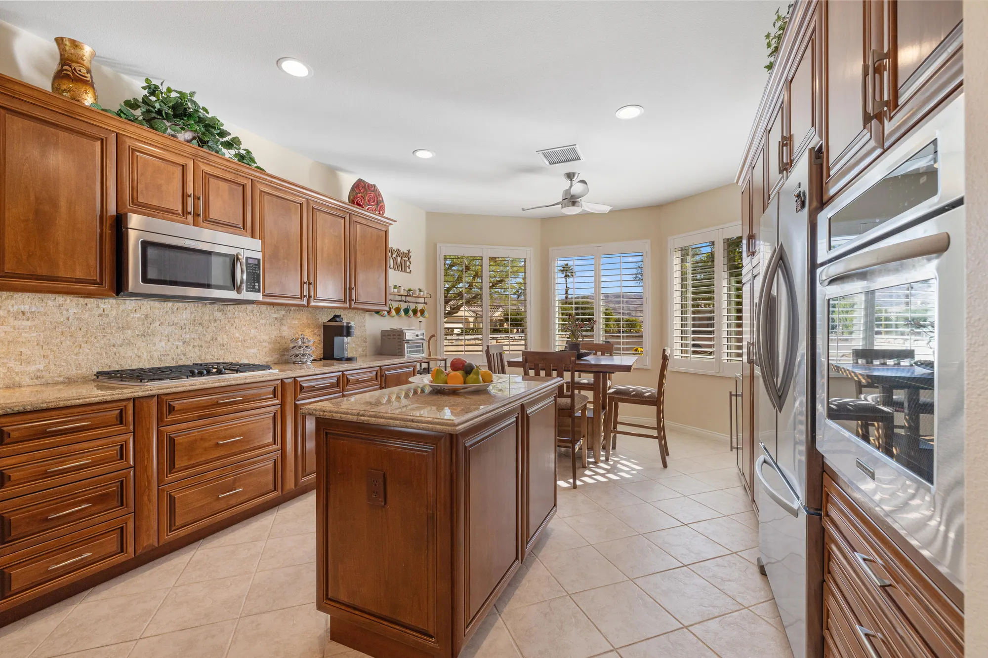 Property Slideshow image 11 of 51 | 34761 blake dr, Palm Desert, CA, 92211