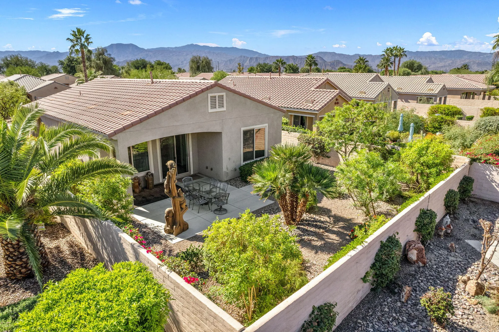 Property Slideshow image 7 of 40 | 81708 avenida de baile, Indio, CA, 92203