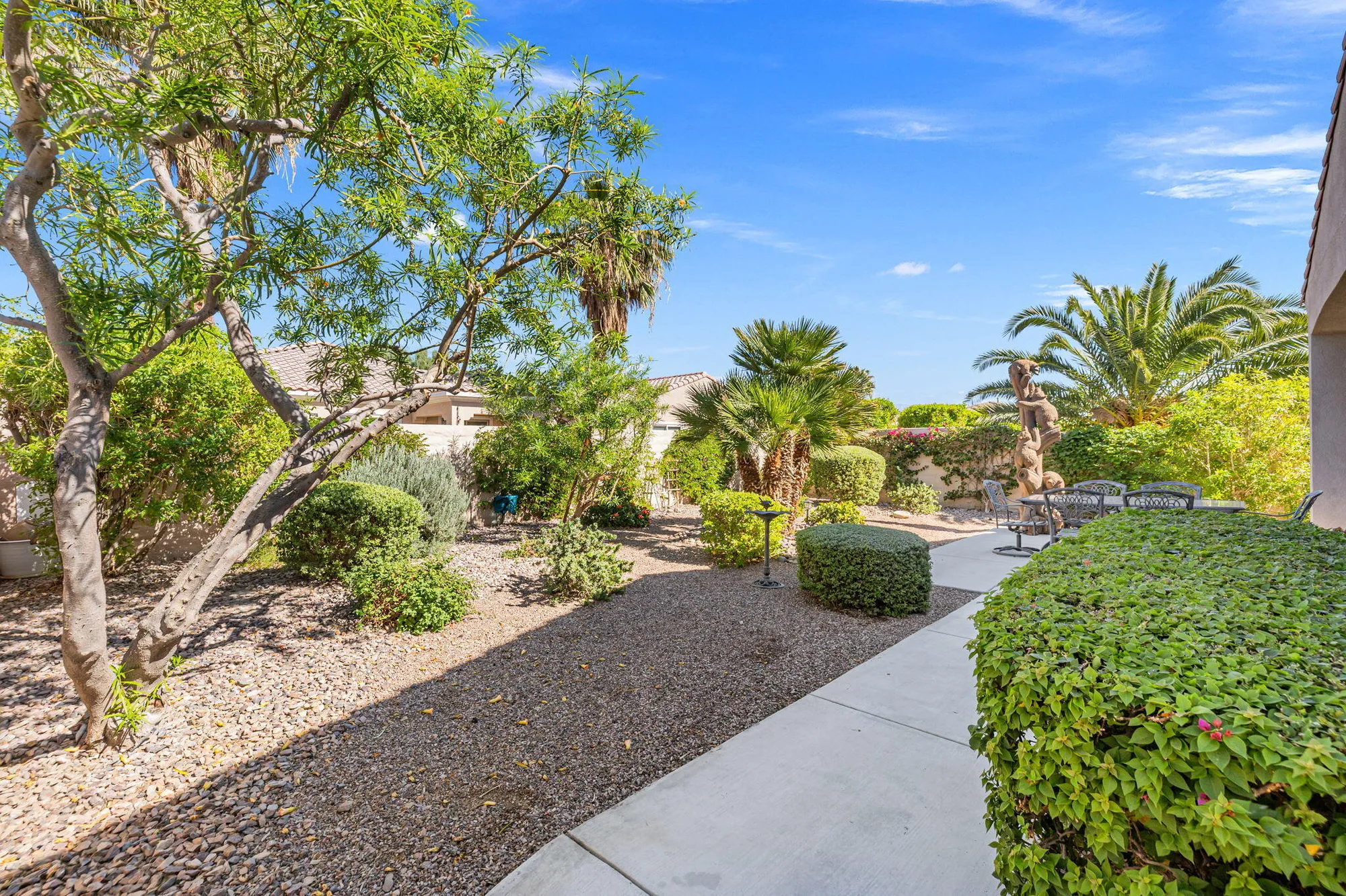 Property Slideshow image 9 of 40 | 81708 avenida de baile, Indio, CA, 92203