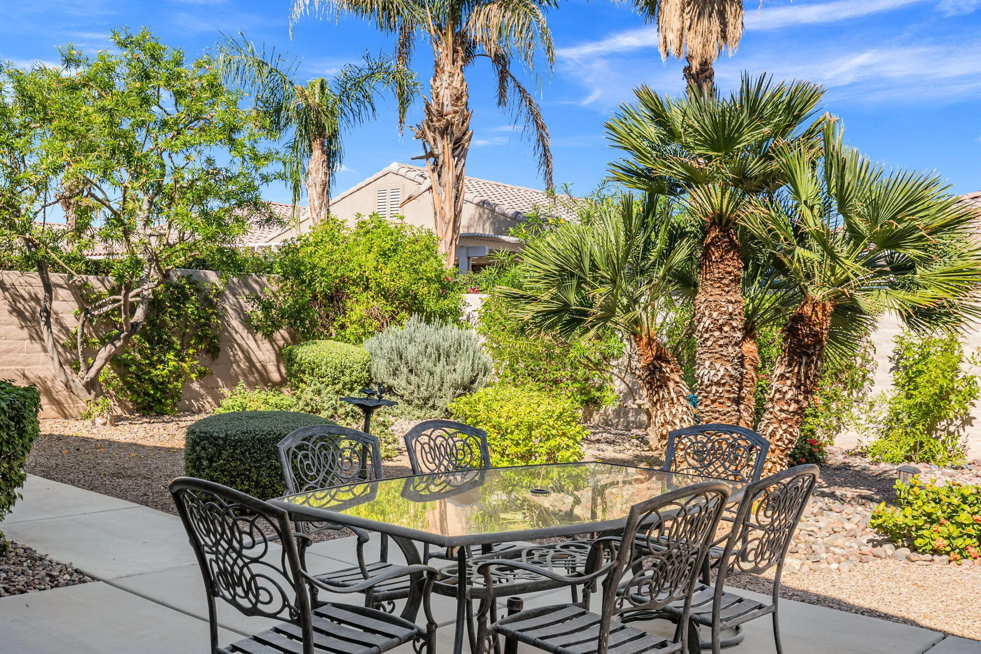 Property Slideshow image 14 of 40 | 81708 avenida de baile, Indio, CA, 92203