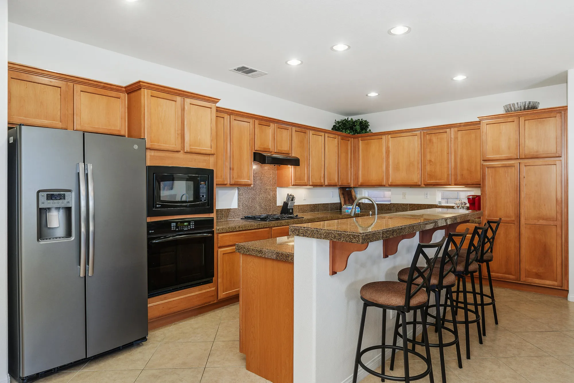 Property Slideshow image 14 of 36 | 84303 eremo way, Indio, CA, 92203