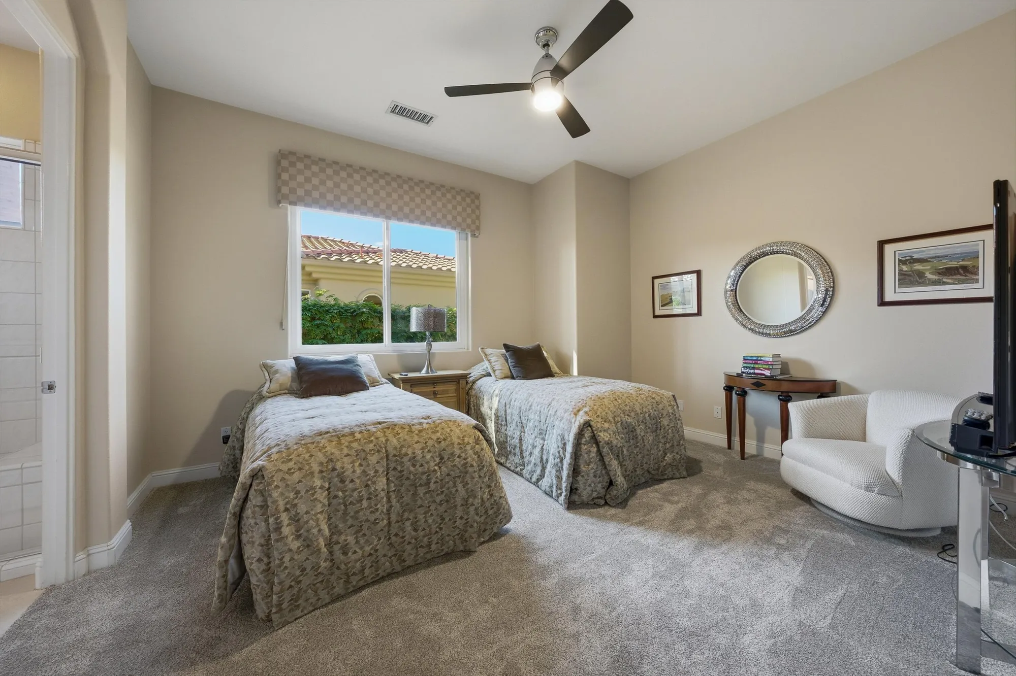 Property Slideshow image 26 of 35 | 55274 big spg, La Quinta, CA, 92253