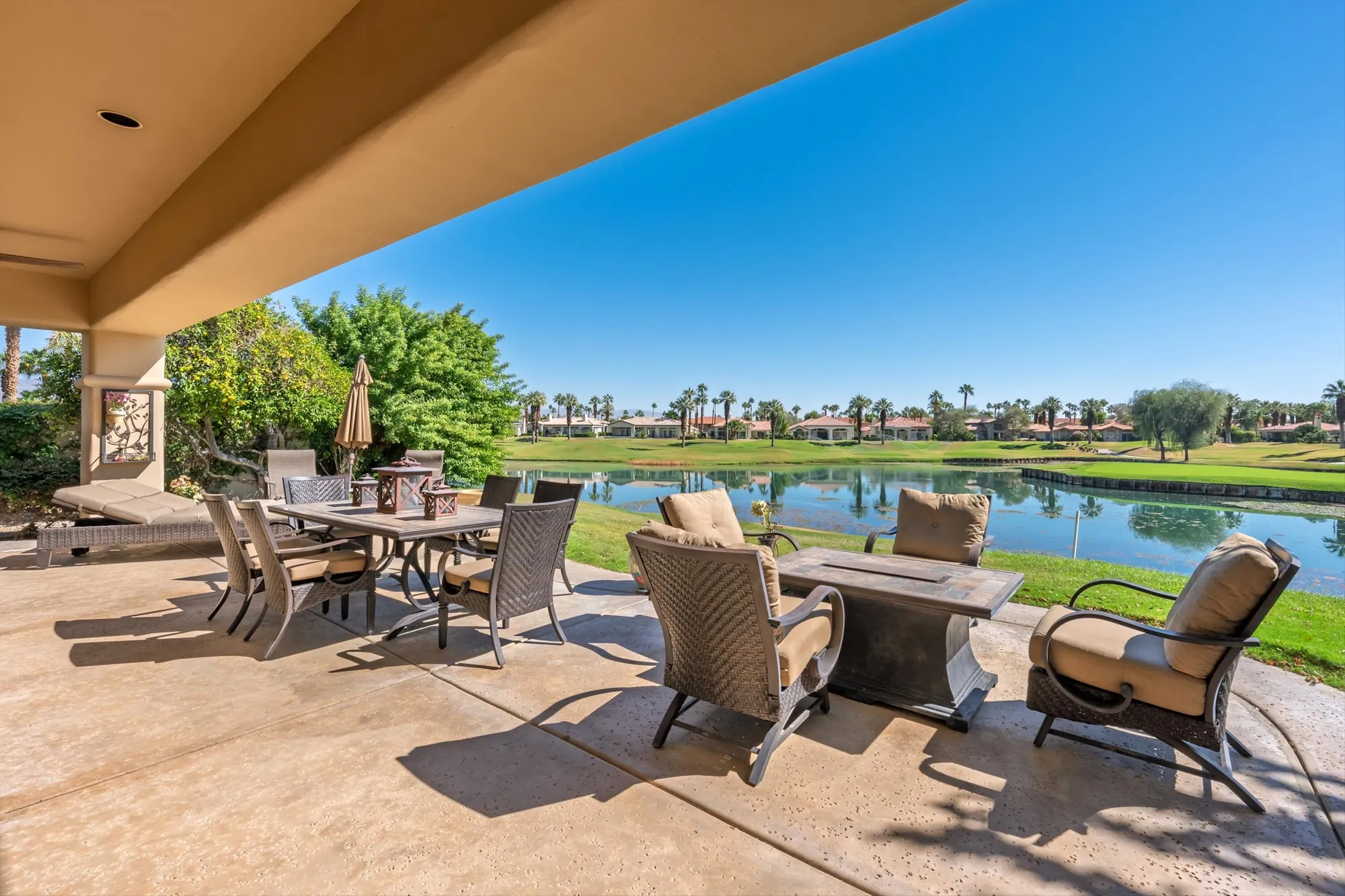 Property Slideshow image 2 of 35 | 55274 big spg, La Quinta, CA, 92253