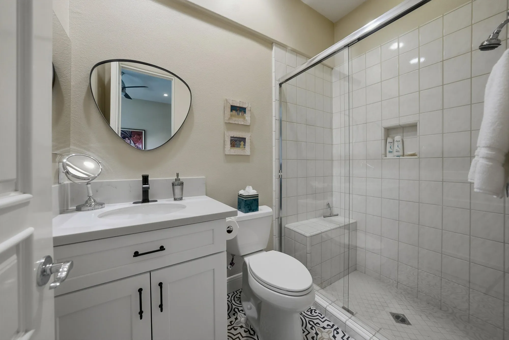 Property Slideshow image 27 of 35 | 55274 big spg, La Quinta, CA, 92253