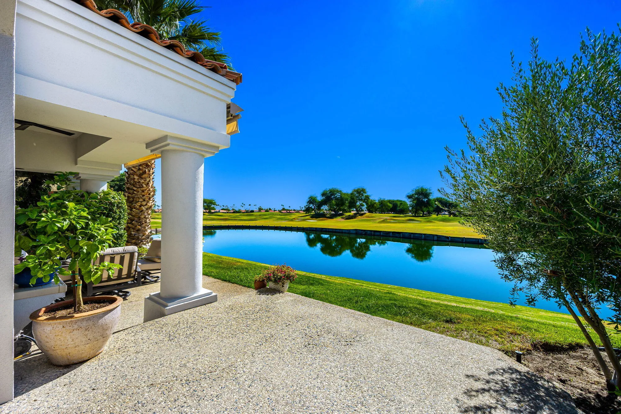 Property Slideshow image 19 of 44 | 54648 inverness way, La Quinta, CA, 92253