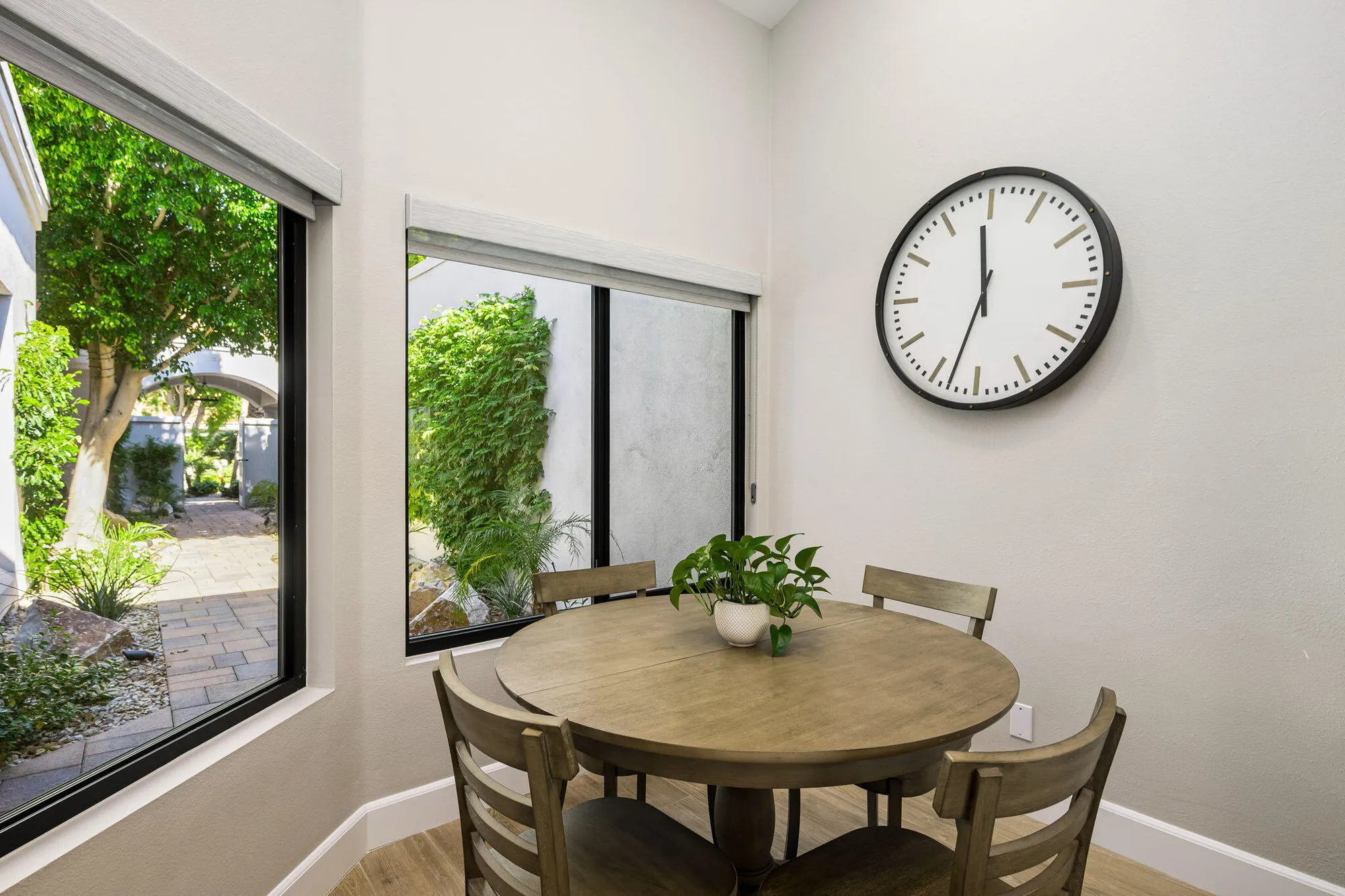 Property Slideshow image 26 of 44 | 54648 inverness way, La Quinta, CA, 92253