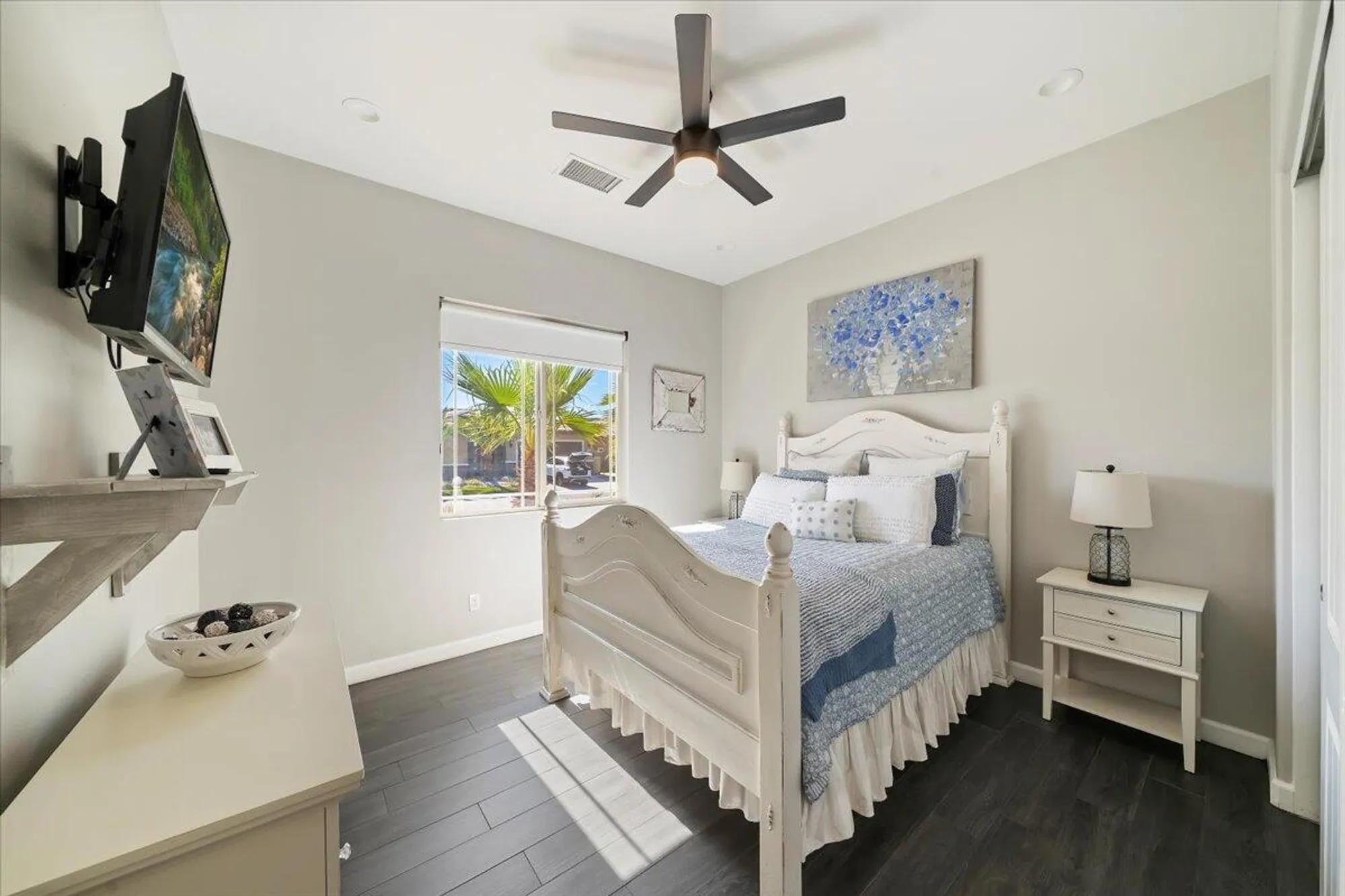 Property Slideshow image 13 of 34 | 66 cabernet, Rancho Mirage, CA, 92270