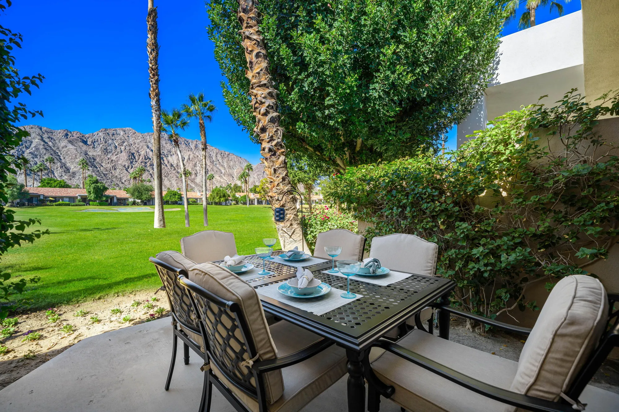 Property Slideshow image 31 of 35 | 55033 oakhill, La Quinta, CA, 92253