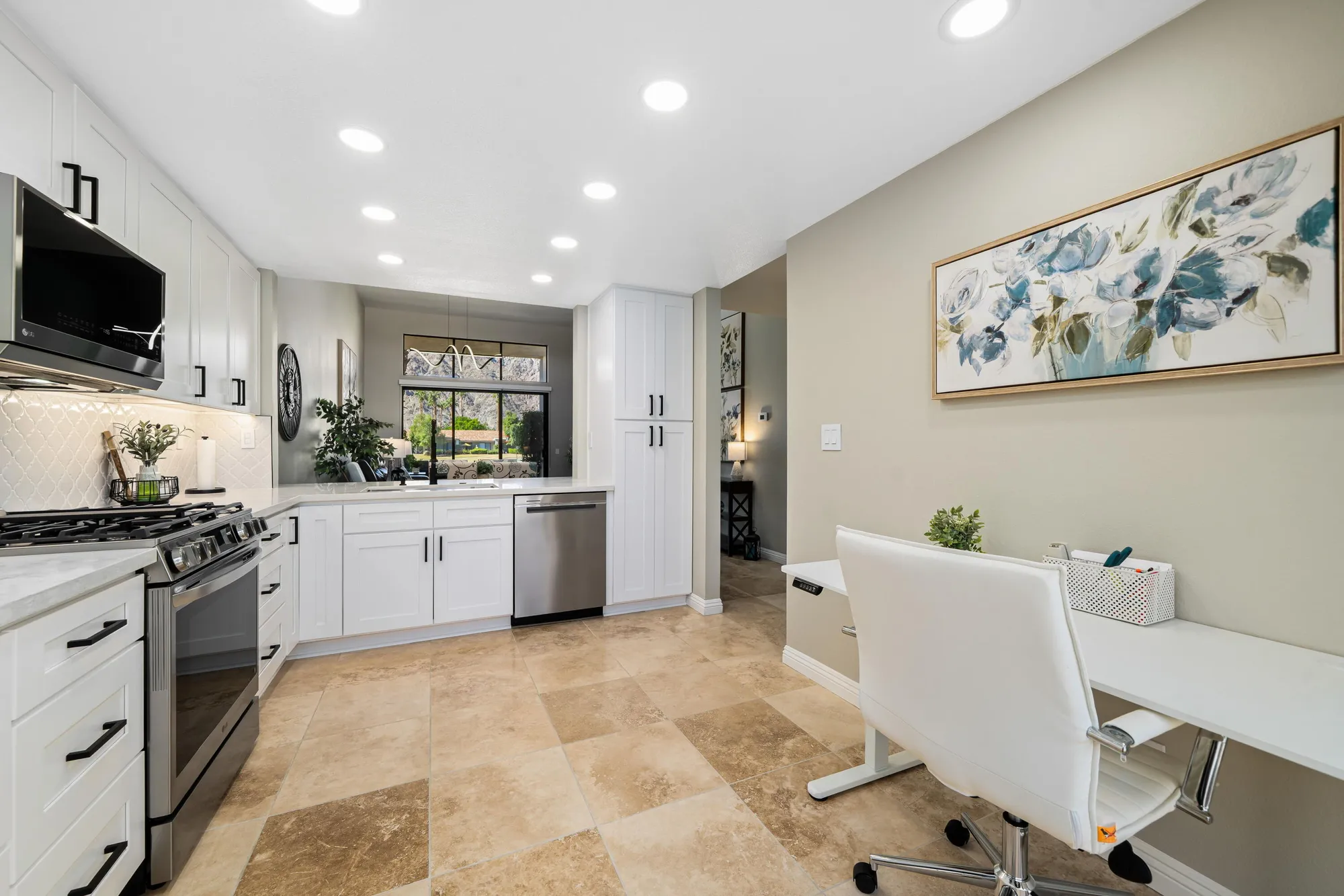 Property Slideshow image 12 of 35 | 55033 oakhill, La Quinta, CA, 92253