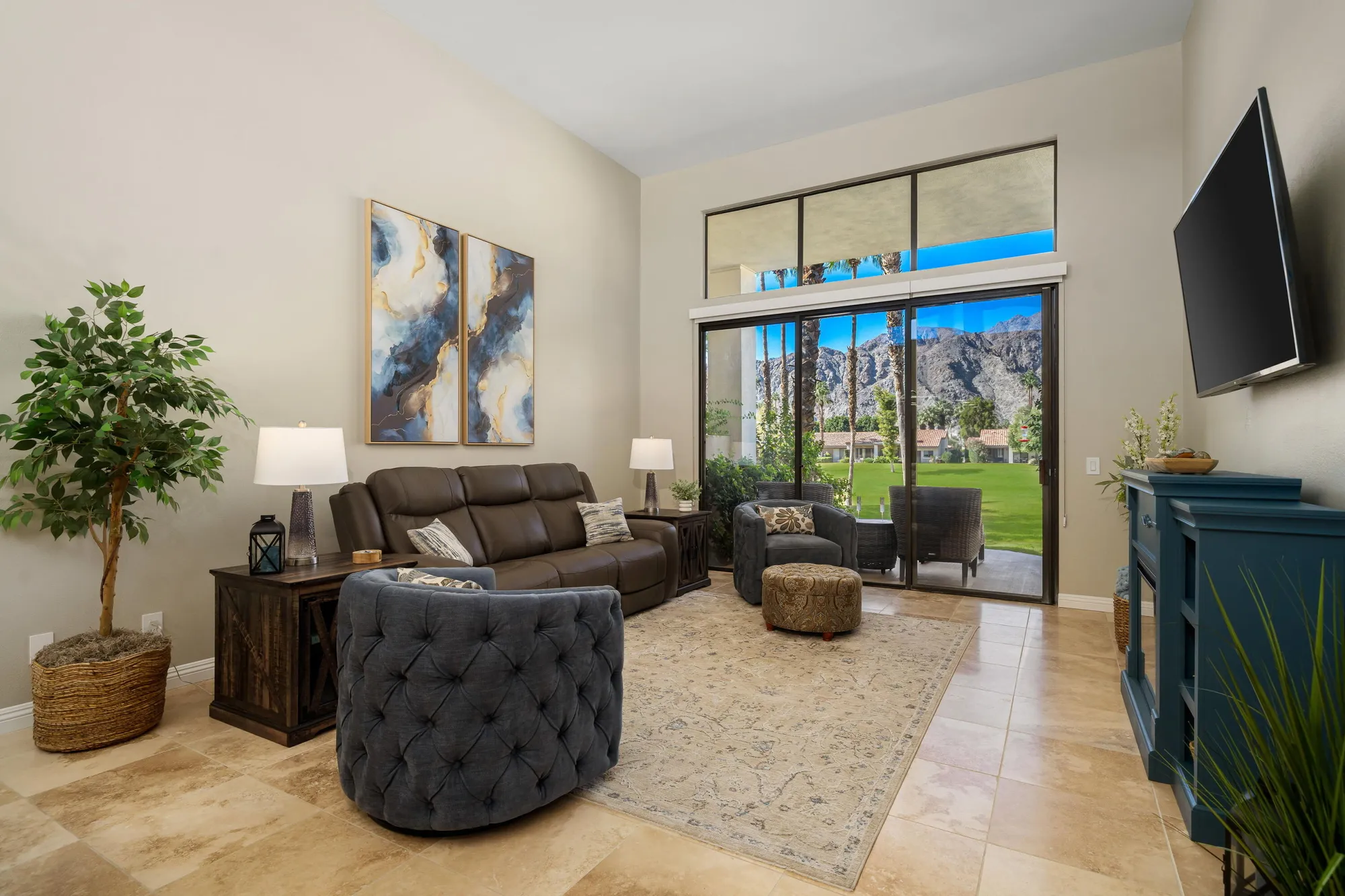 Property Slideshow image 16 of 35 | 55033 oakhill, La Quinta, CA, 92253