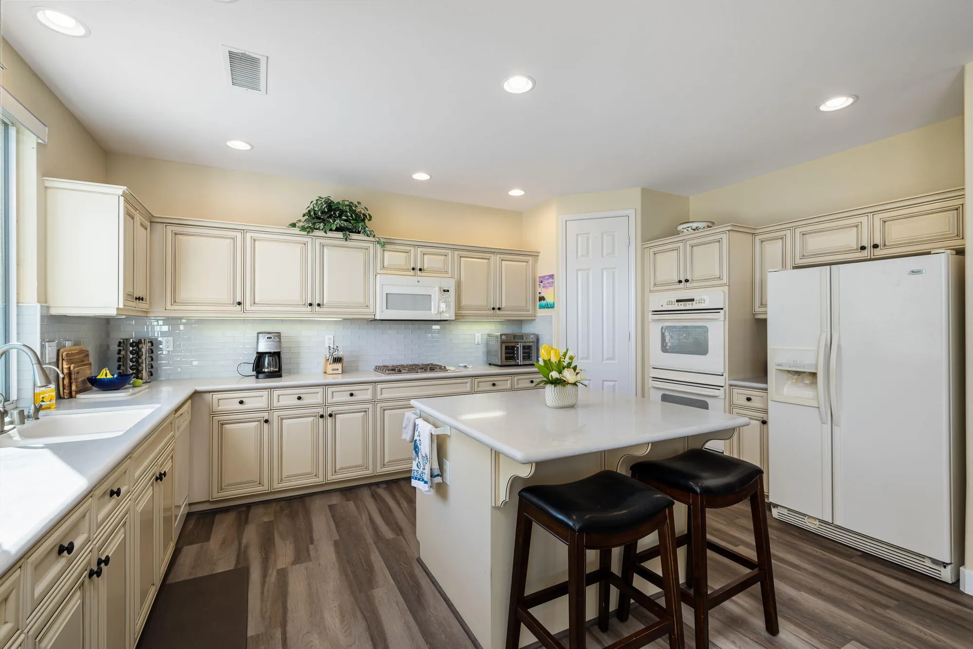 Property Slideshow image 21 of 75 | 81711 brittlebush ln, La Quinta, CA, 92253