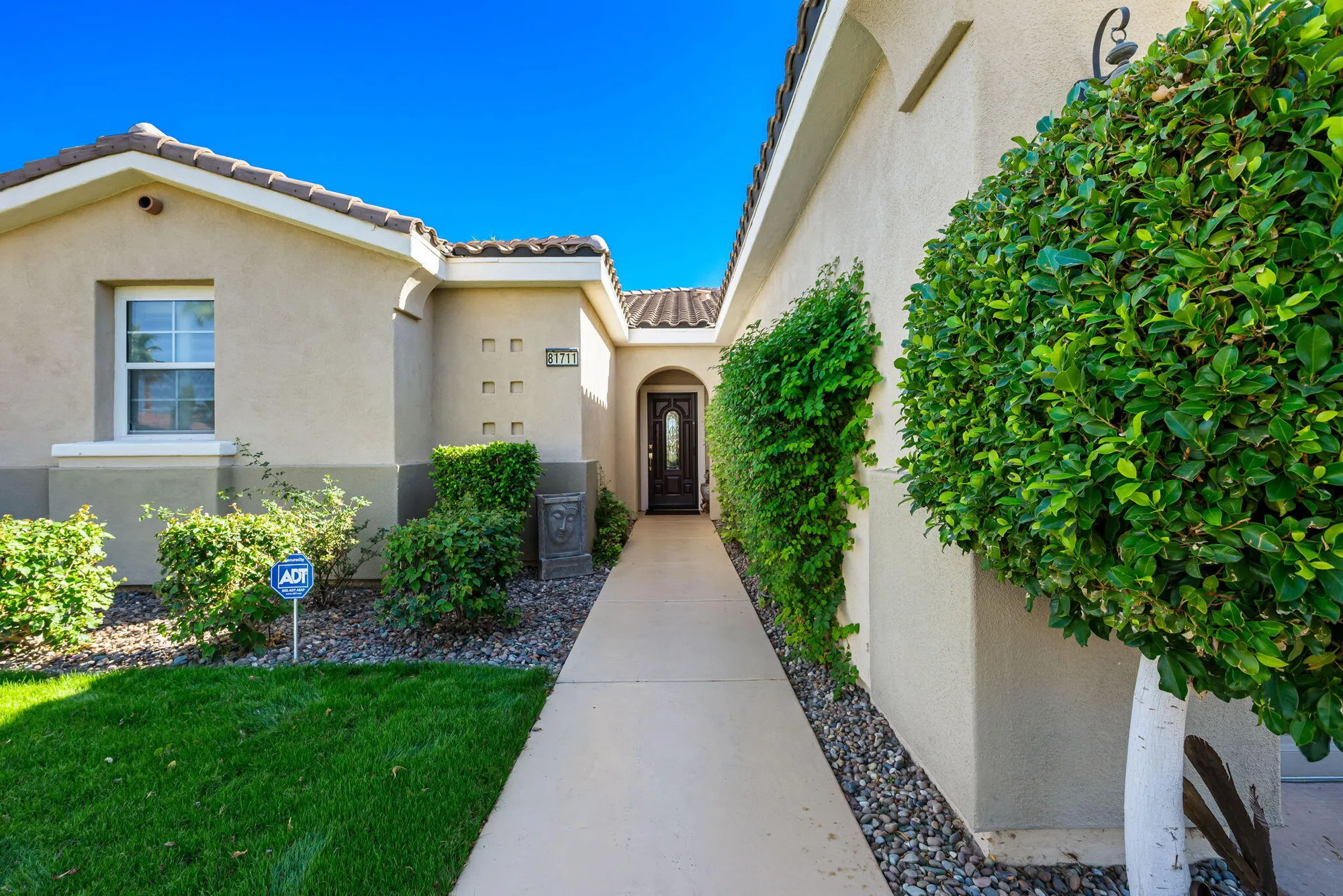 Property Slideshow image 9 of 75 | 81711 brittlebush ln, La Quinta, CA, 92253