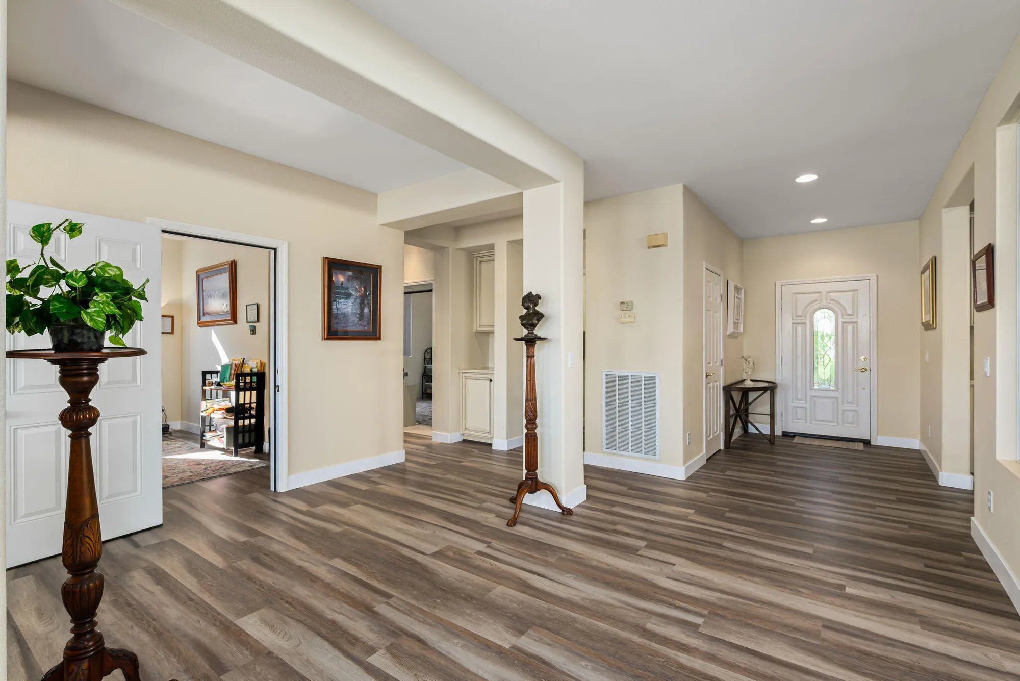 Property Slideshow image 13 of 75 | 81711 brittlebush ln, La Quinta, CA, 92253