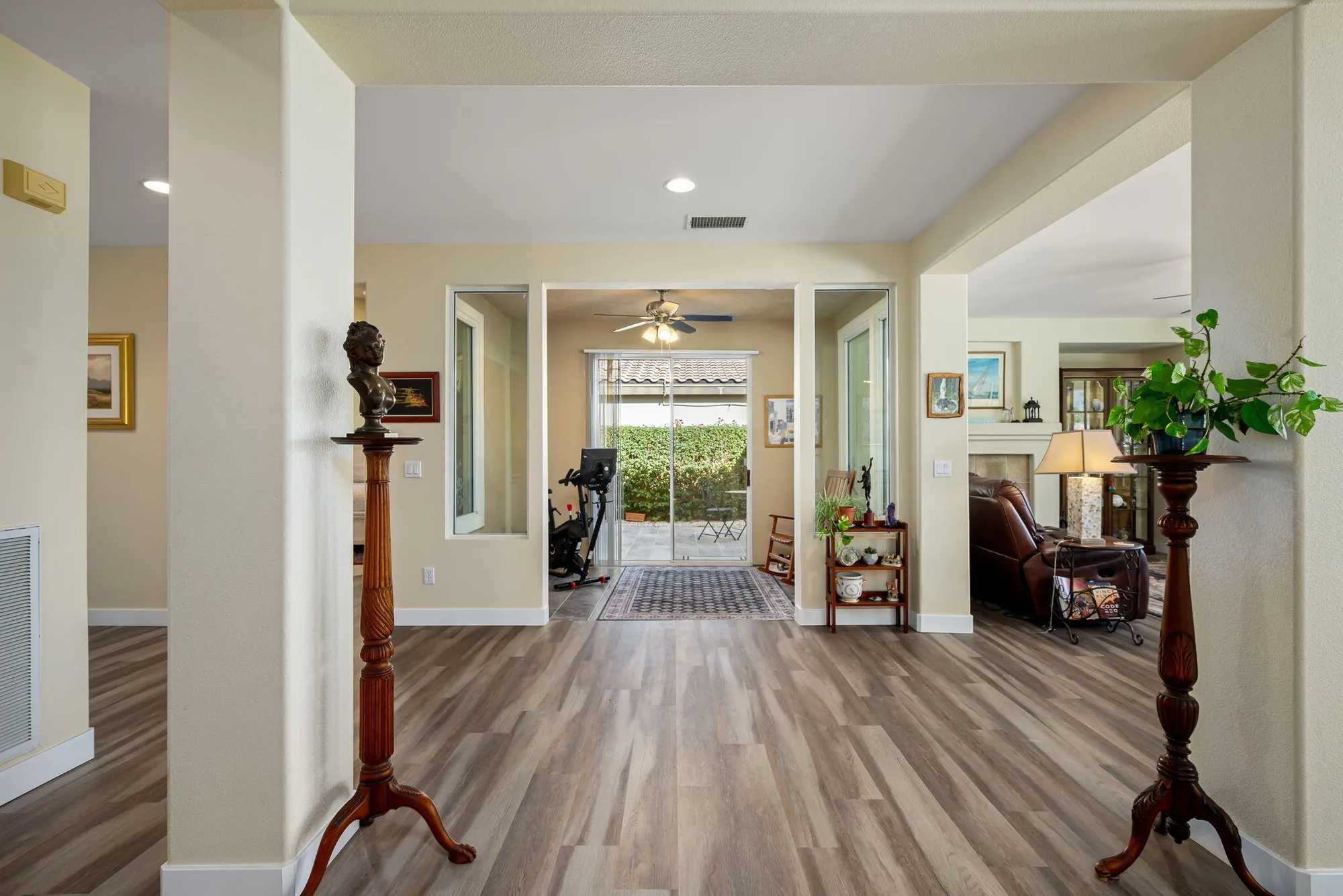 Property Slideshow image 14 of 75 | 81711 brittlebush ln, La Quinta, CA, 92253