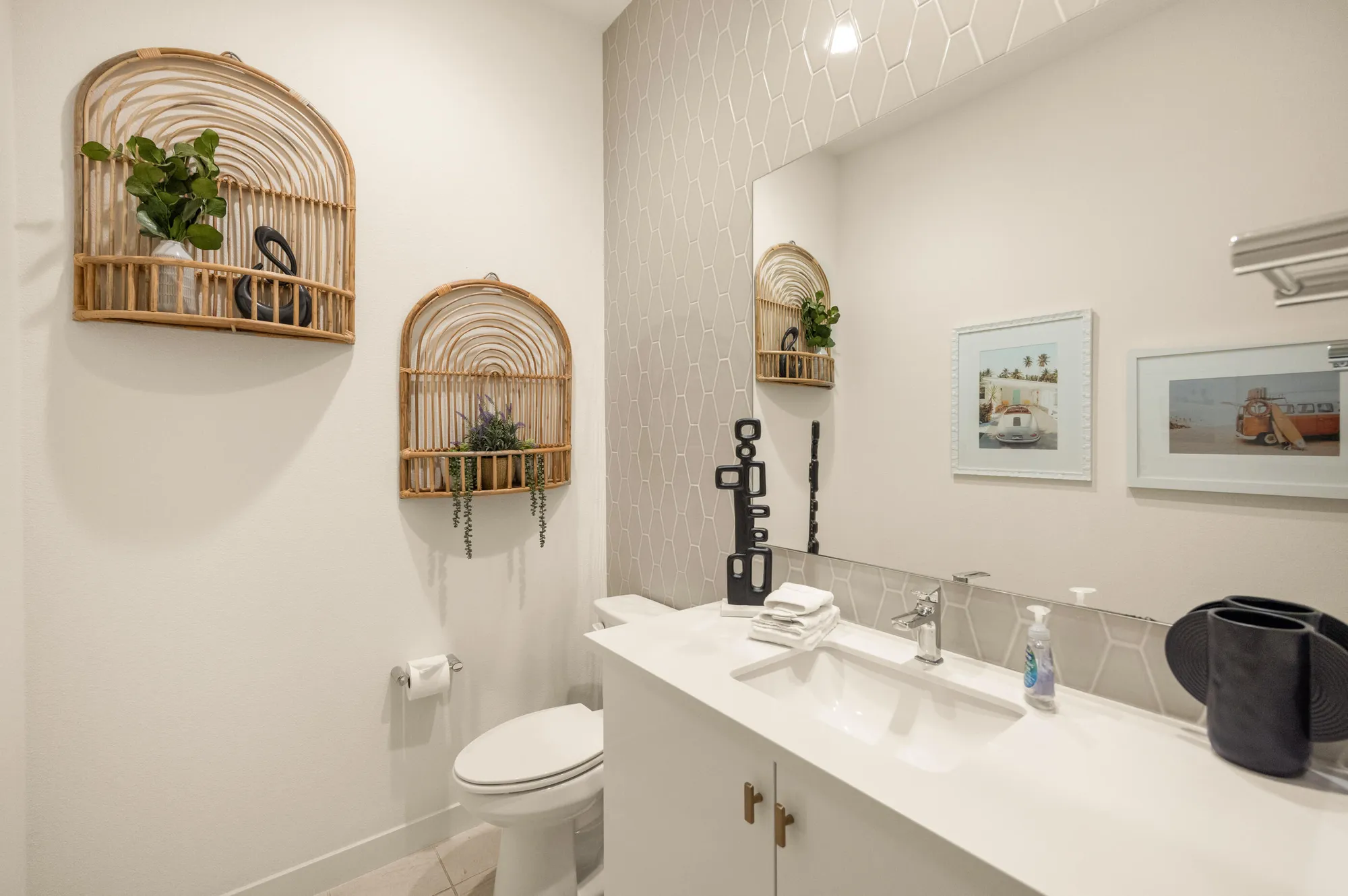 Property Slideshow image 28 of 37 | 80076 champions way, La Quinta, CA, 92253