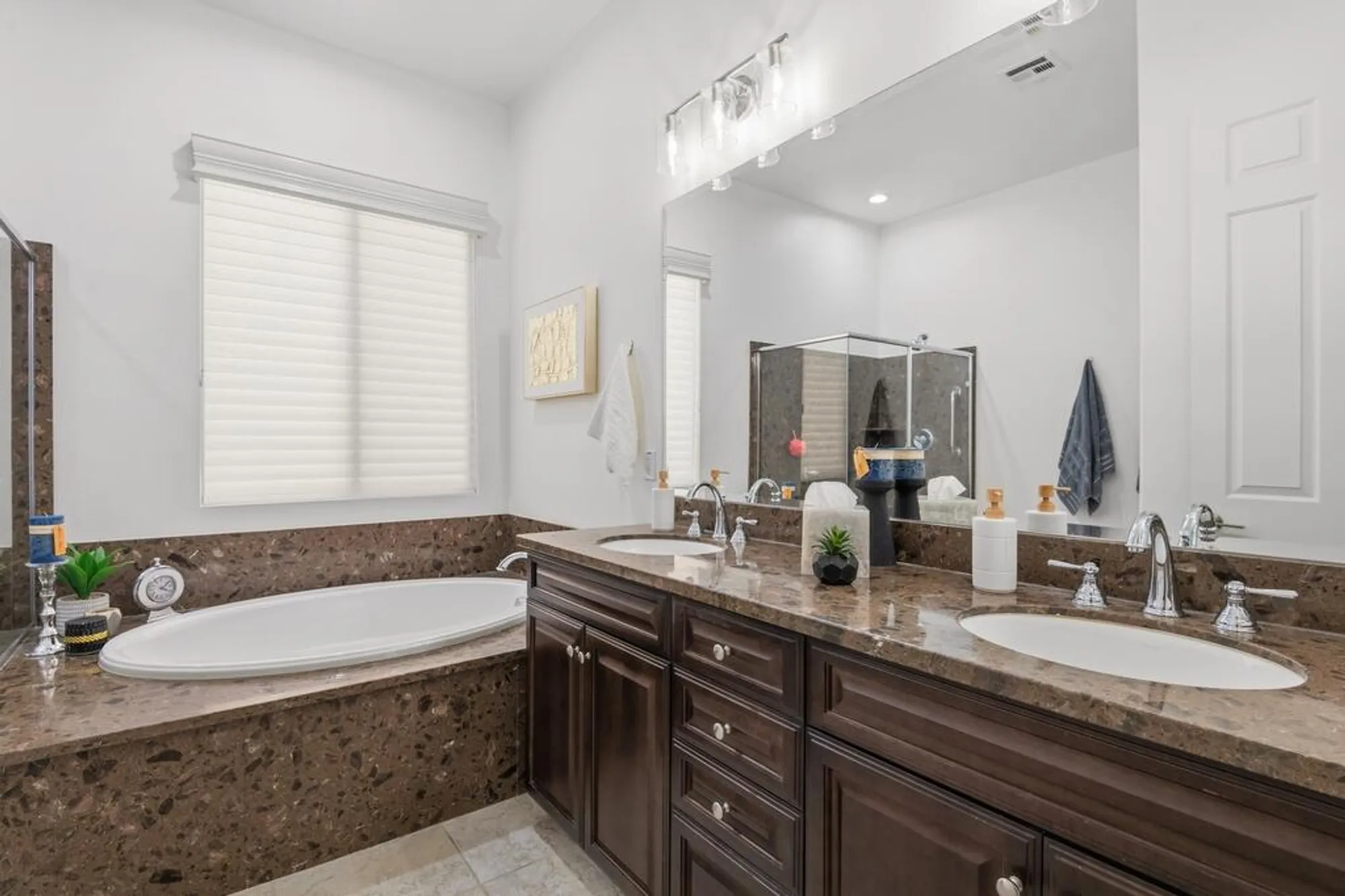 Property Slideshow image 14 of 50 | 81585 corte valdemoro, Indio, CA, 92203