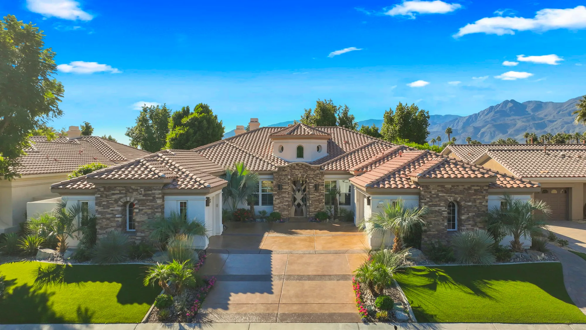 Property Slideshow image 1 of 62 | 81135 muirfield vlg, La Quinta, CA, 92253